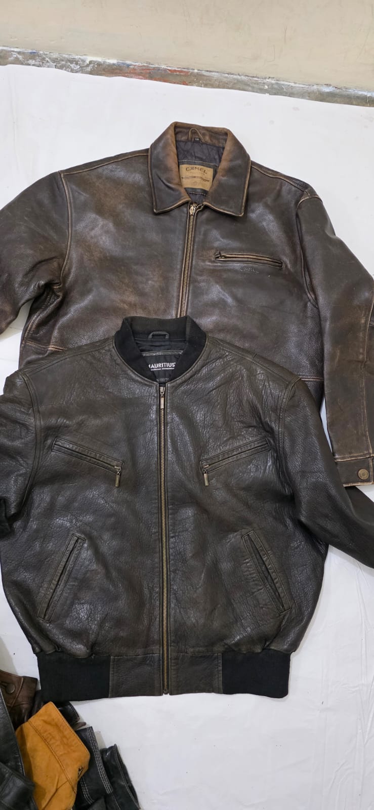 Giubbotti di pelle eleganti da uomo