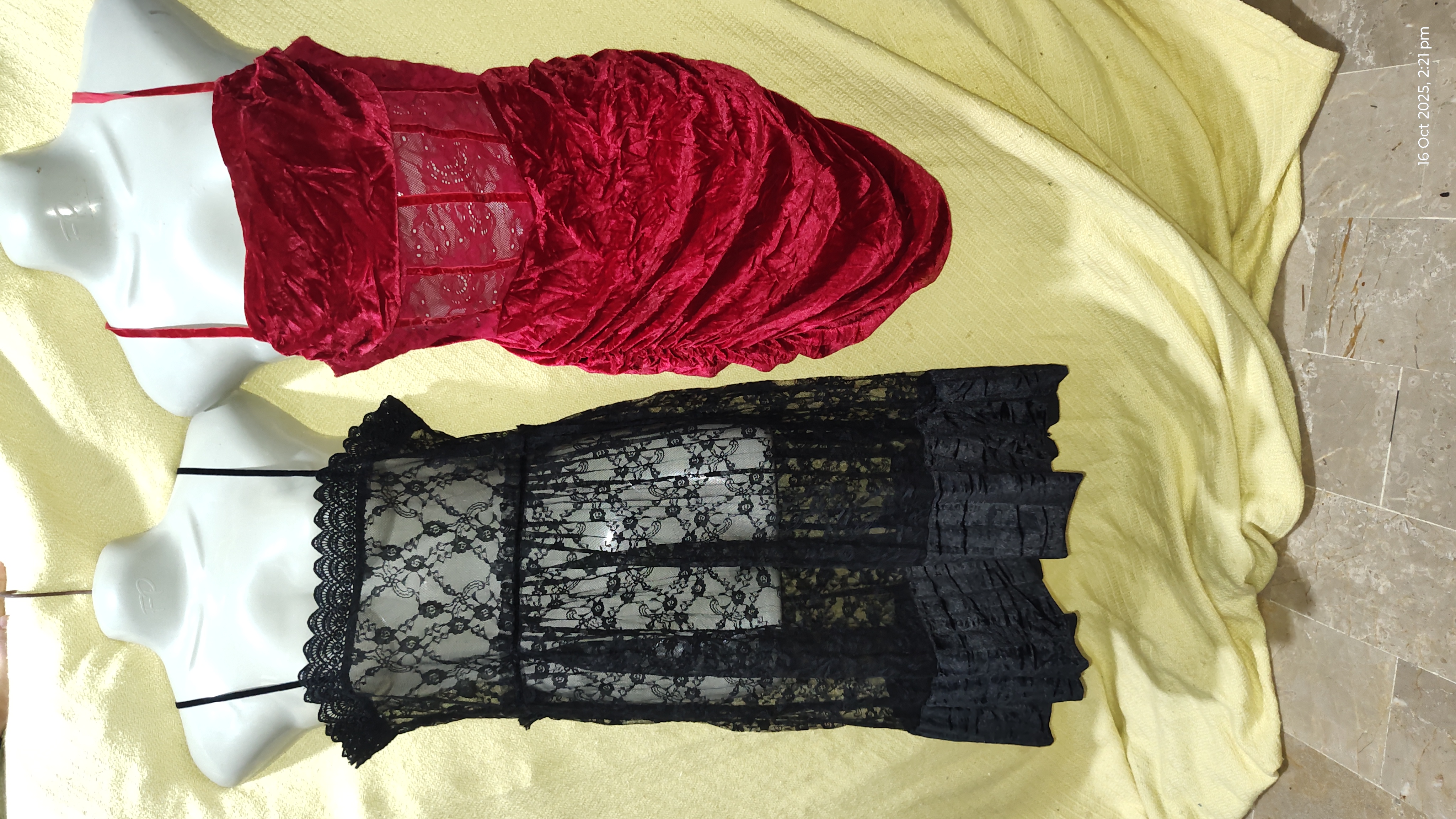 Velvet hot dress