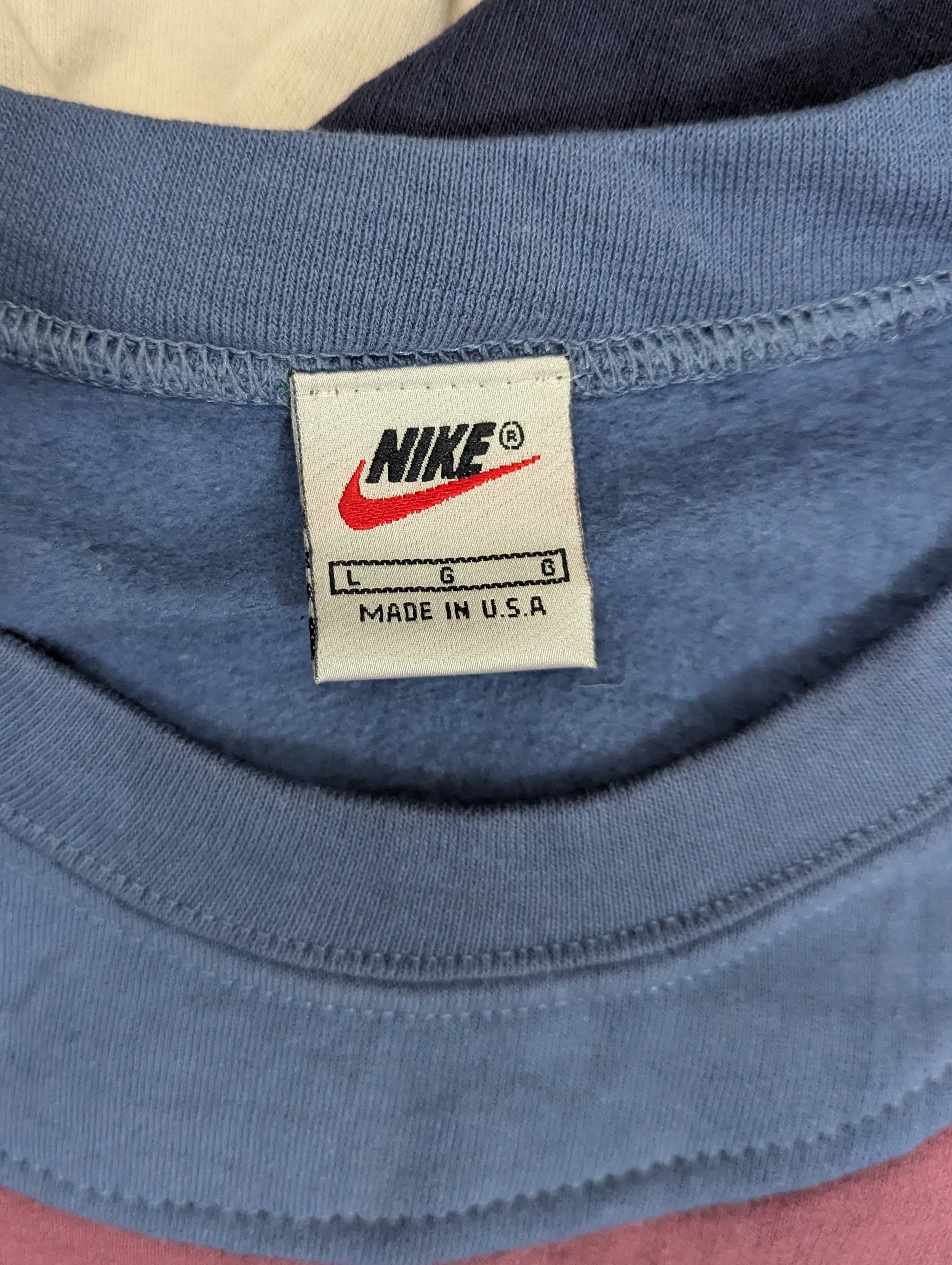 ヴィンテージNikeリワークスタイルクルーネックスウェットシャツ