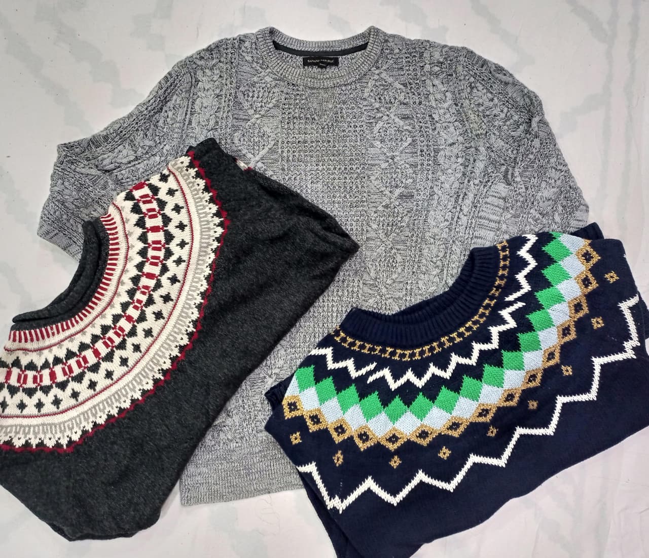 CRZ0184 Pulls en maille vintage colorés – Tailles mixtes