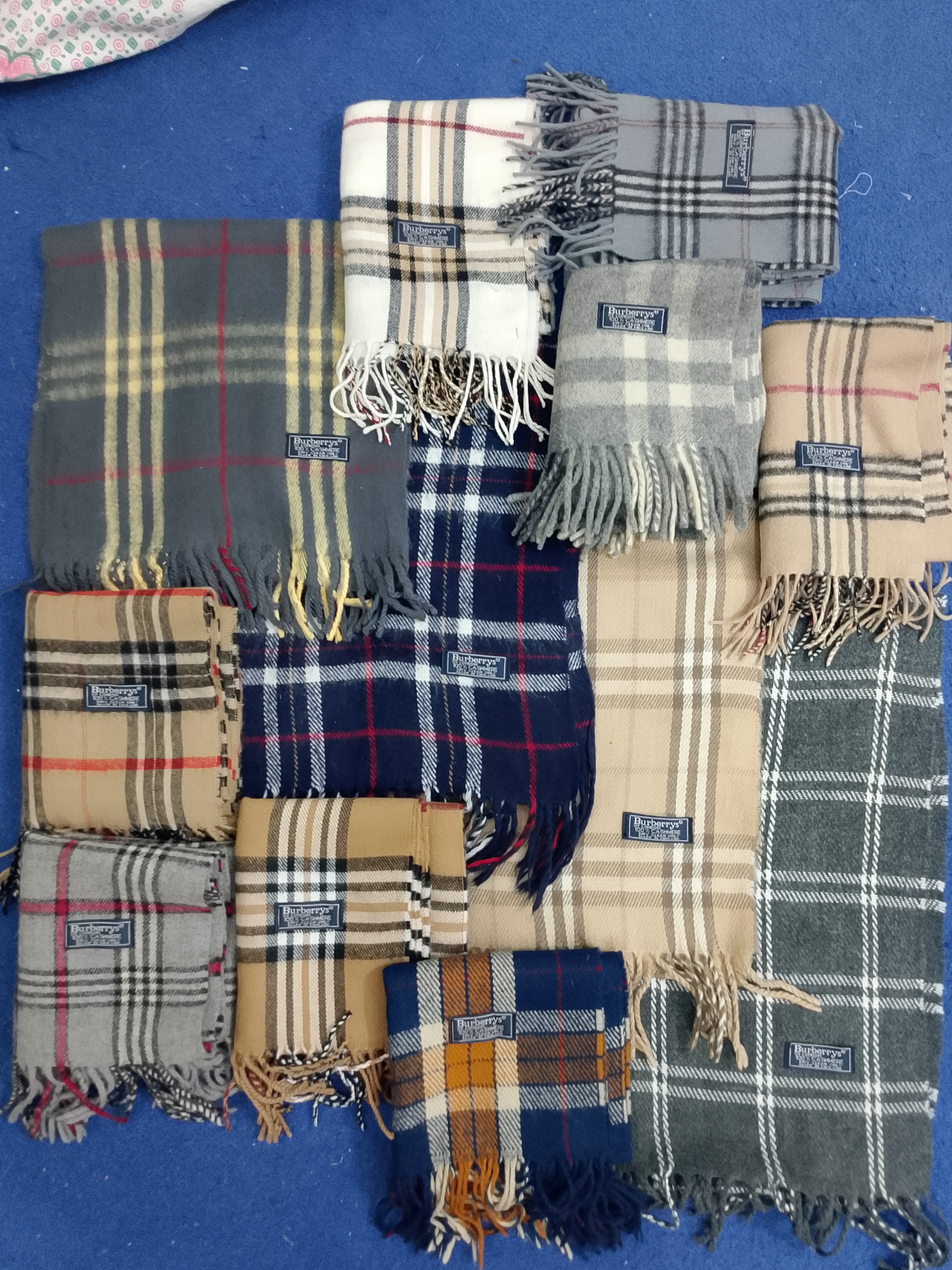 Cachecóis Burberry Premium