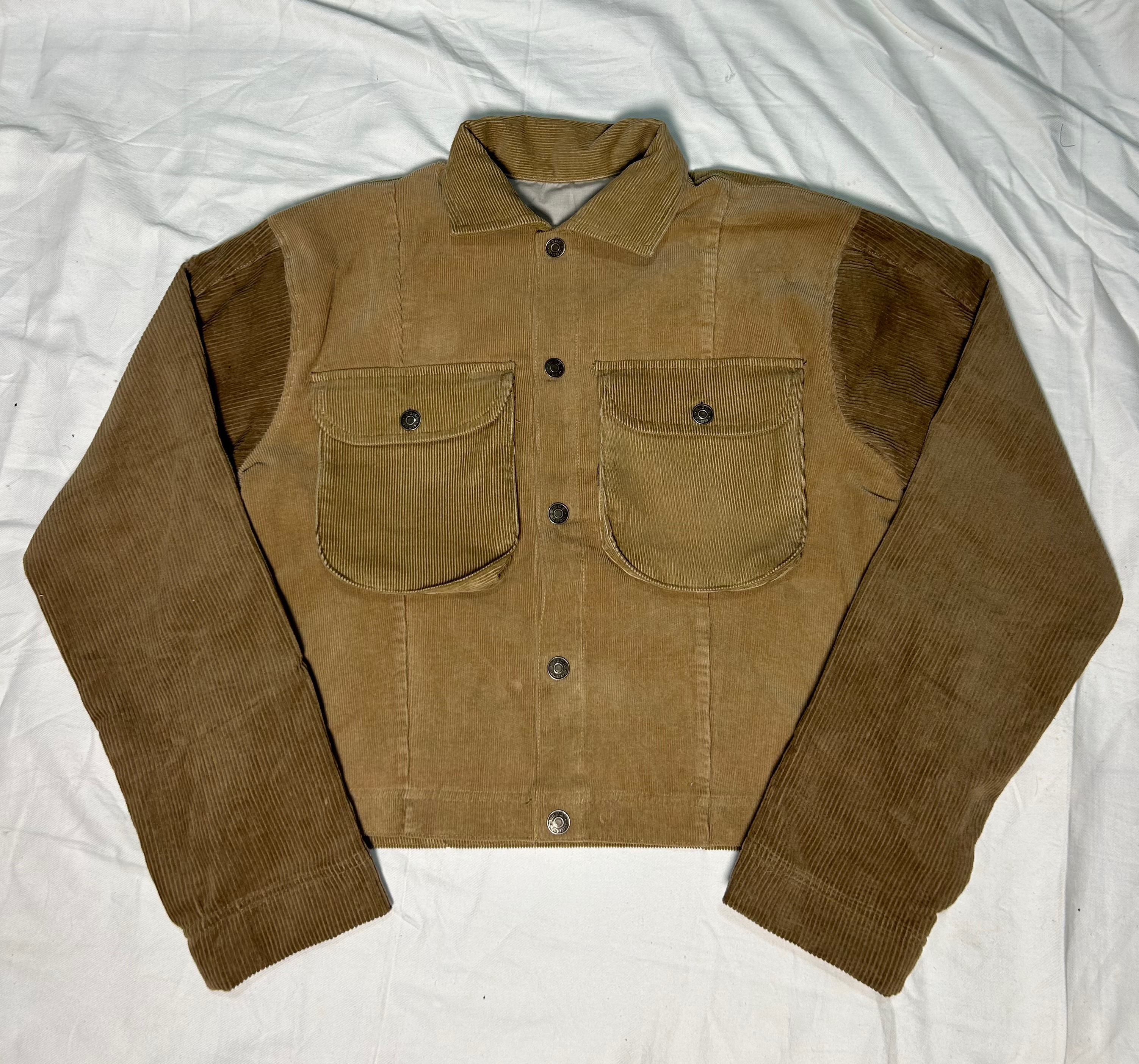 Jaquetas de Corduroy Recicladas com Estilo Cargo e Bolsos WR_0013