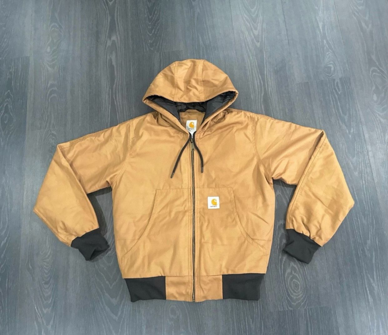 Jaquetas ativas camel rework da Carhartt