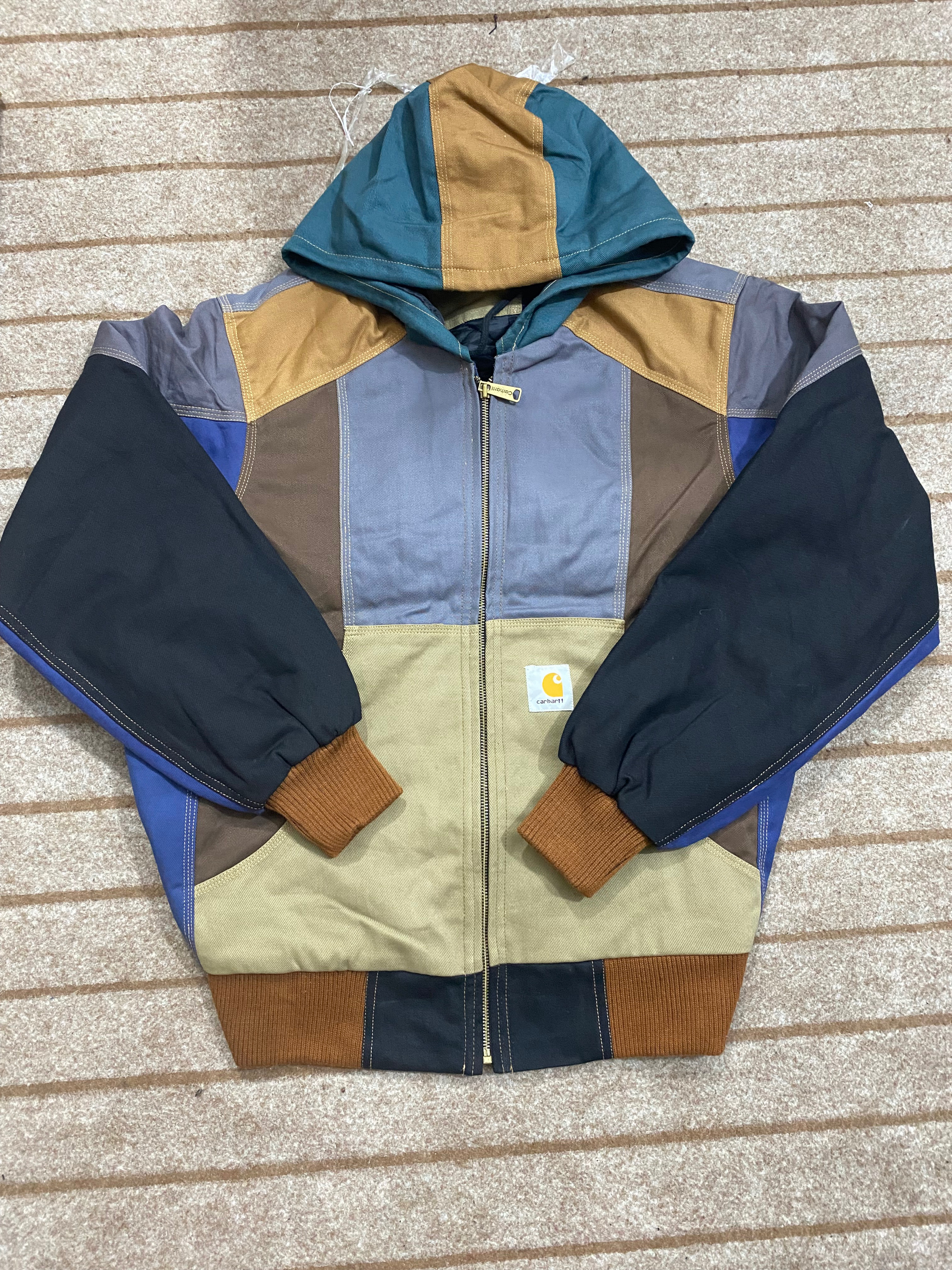 Jaquetas ativas em patchwork estilo Carhartt Rework