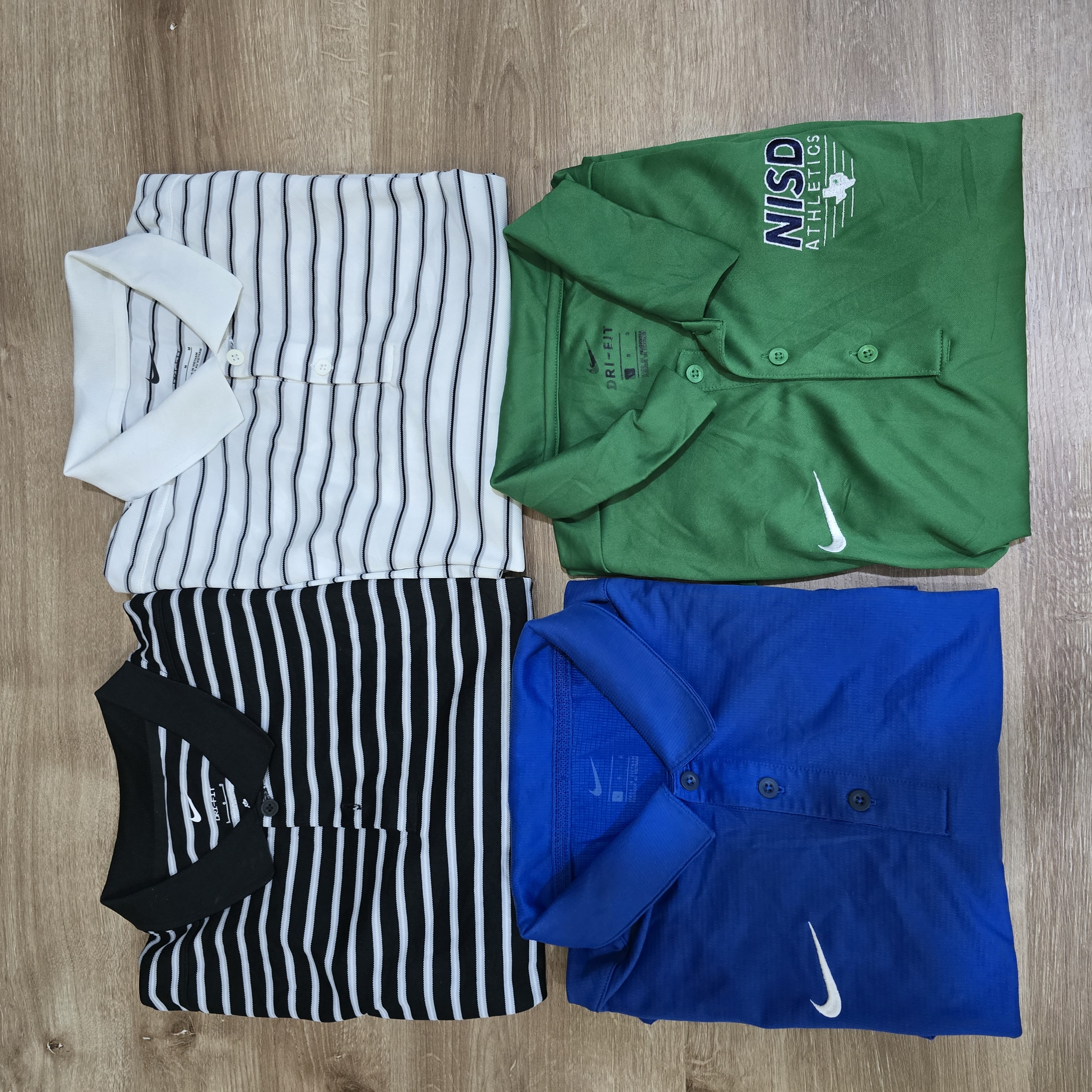 AV-0149 Nike Collar T-Shirt