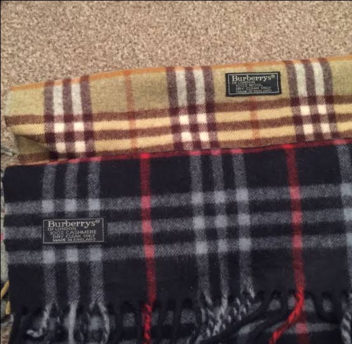 Y2K Burberry scarve