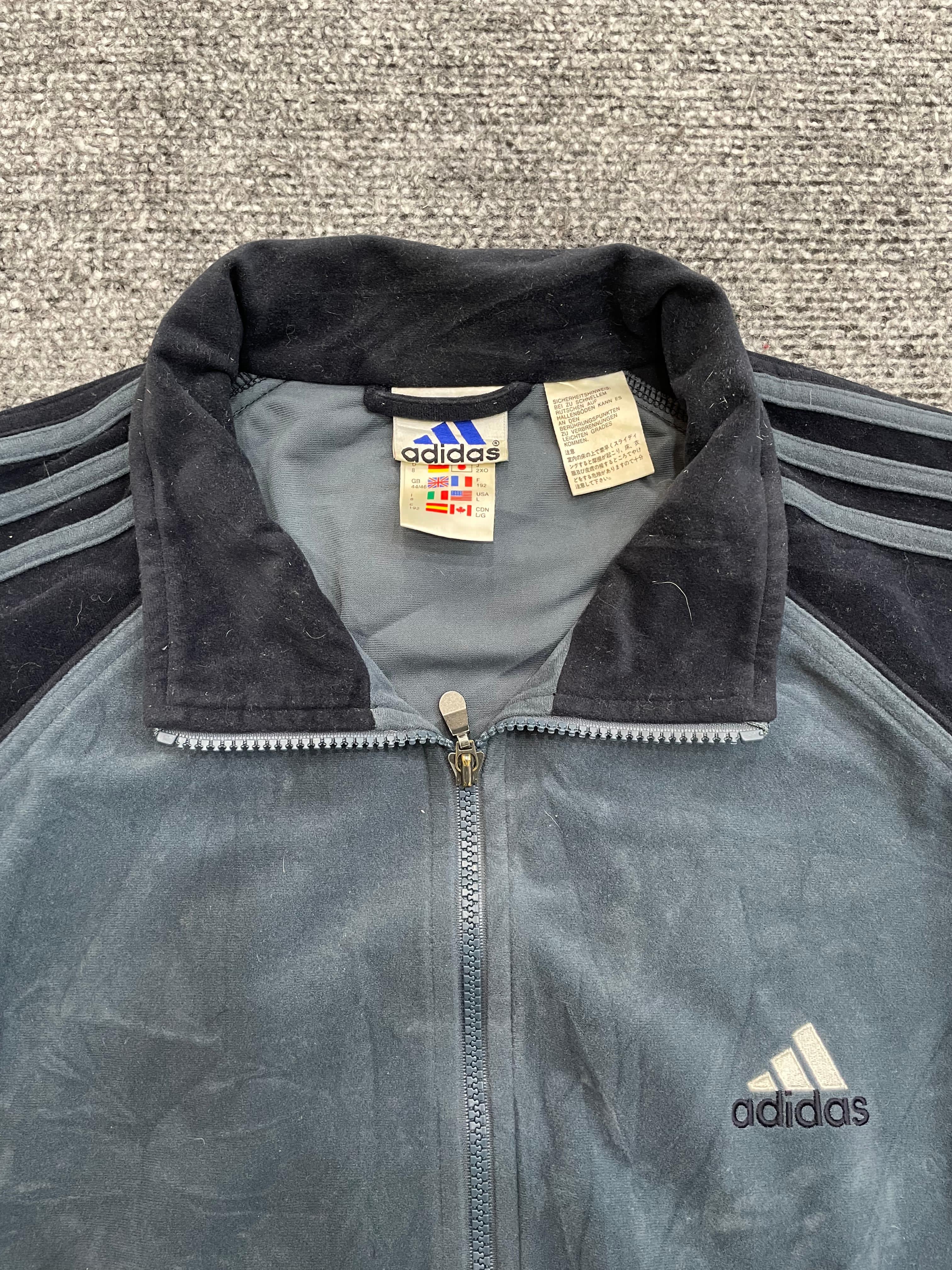 ヴィンテージ90年代アディダストラックジャケット