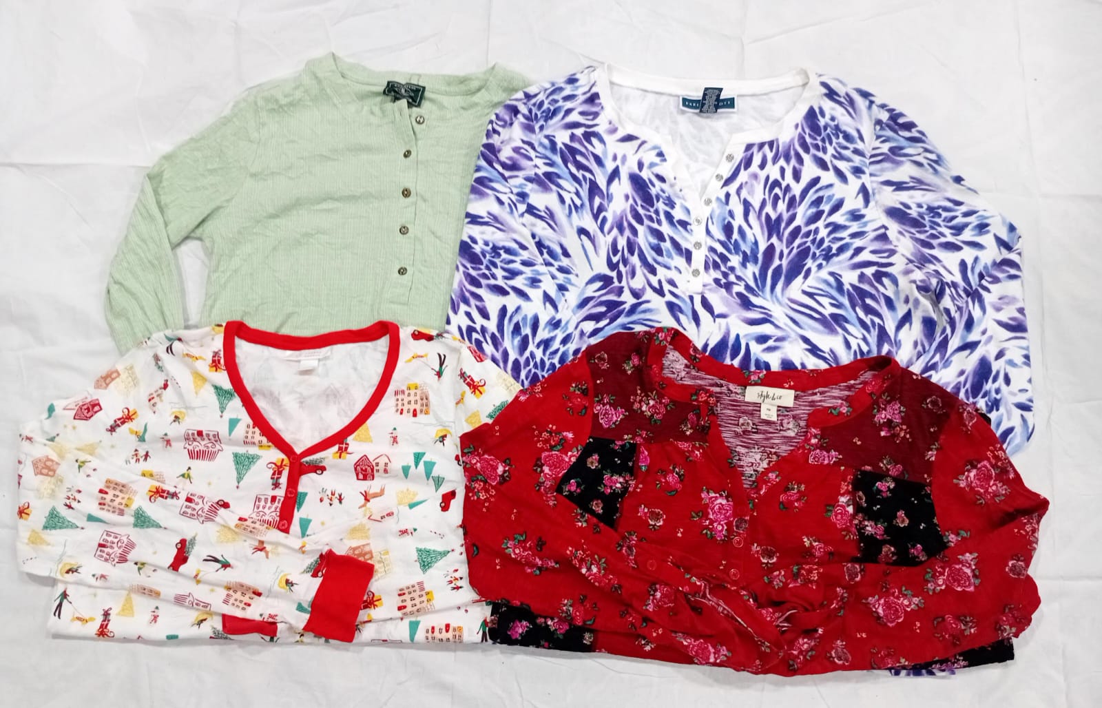IQ0951 Y2K Babe Henleys Tops