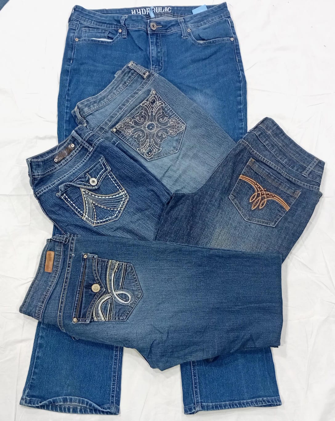 IQ0955 Y2K Iconic Denim Babe Flare Jeans