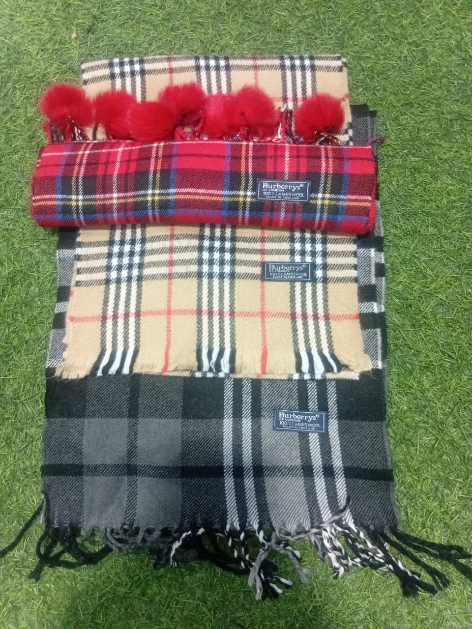 Burberry scarve