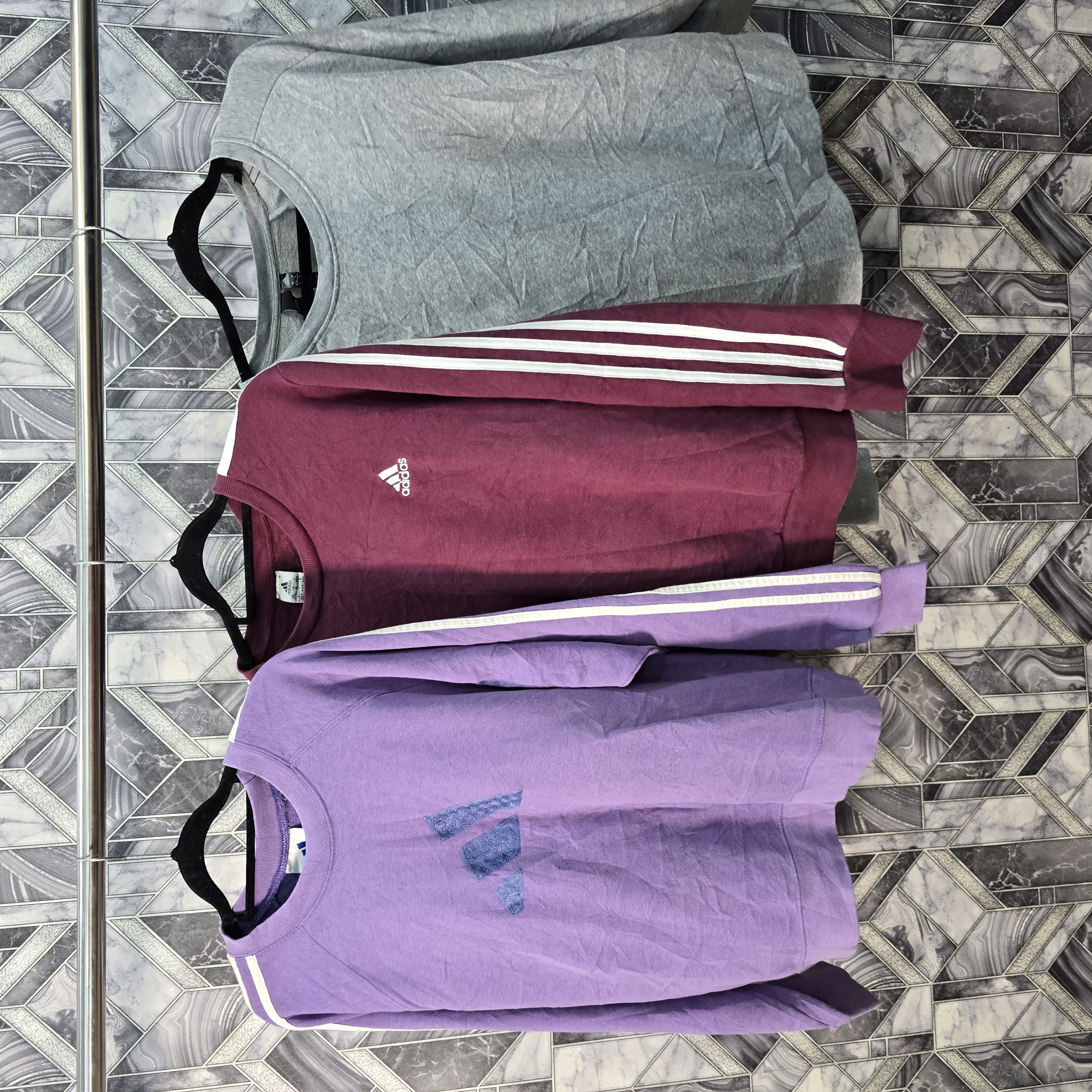 AV-0160 Adidas Sweatshirts
