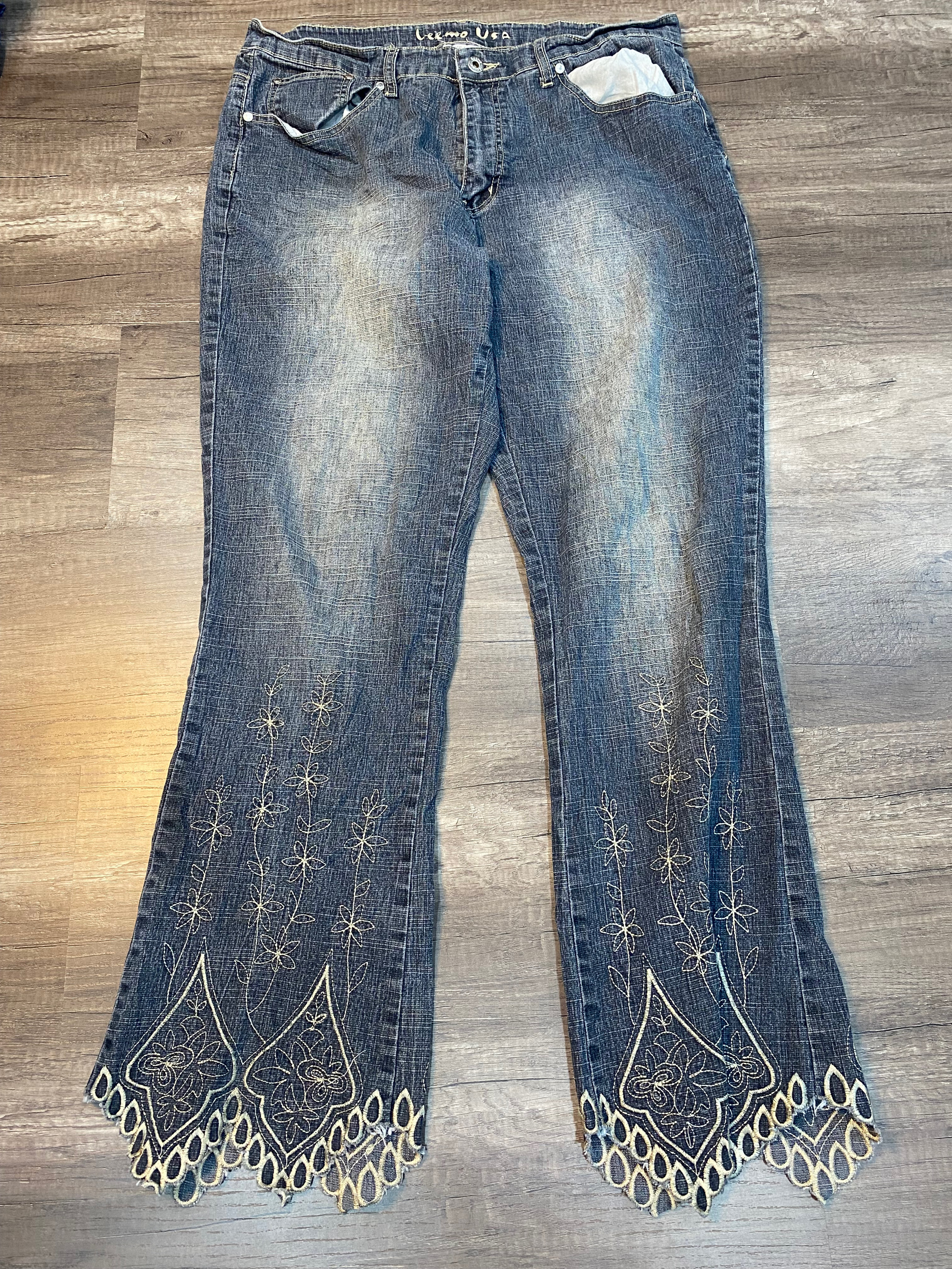 583 | Jeans a zampa d'elefante