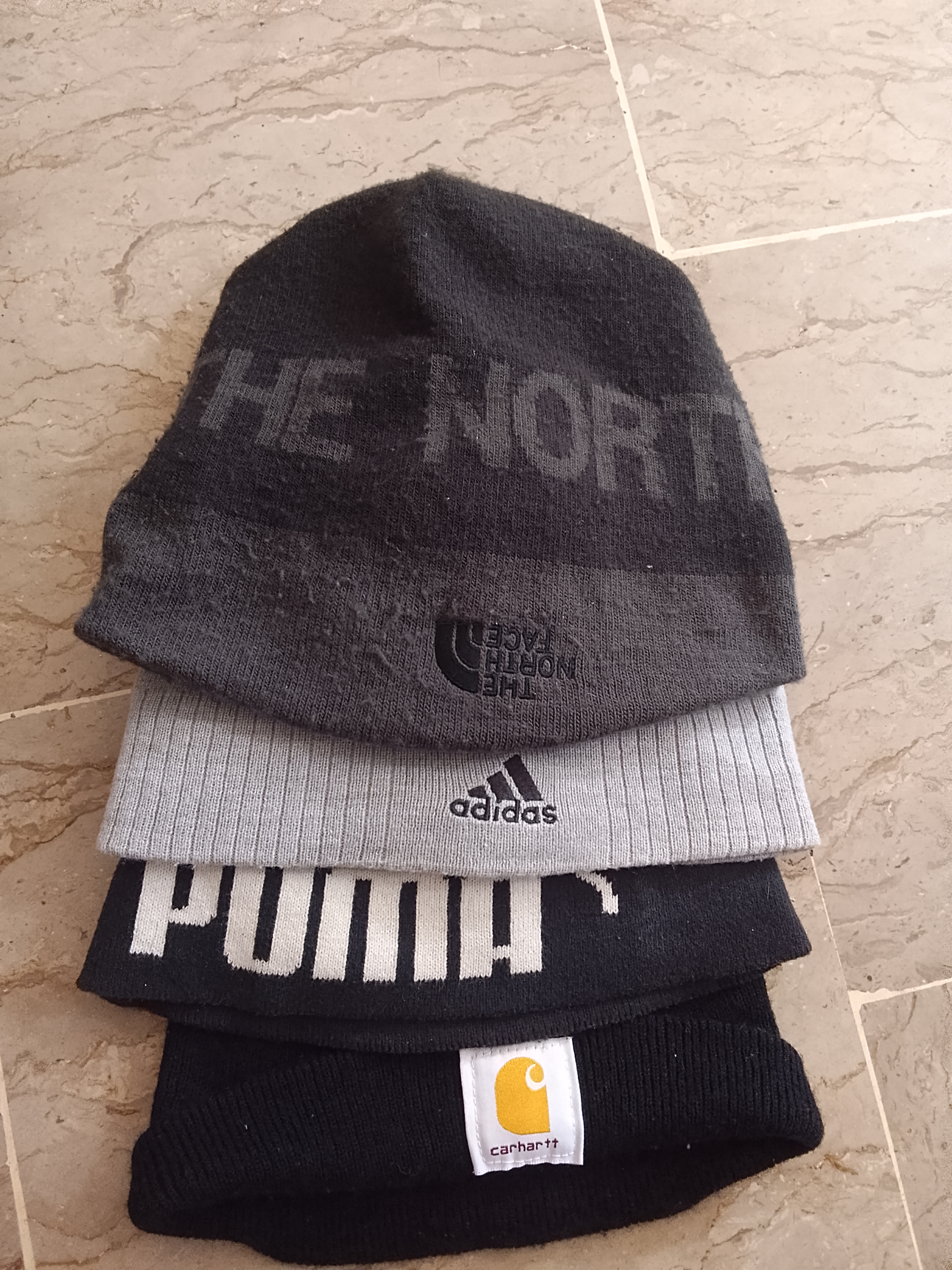 Carhartt & mixed beanie