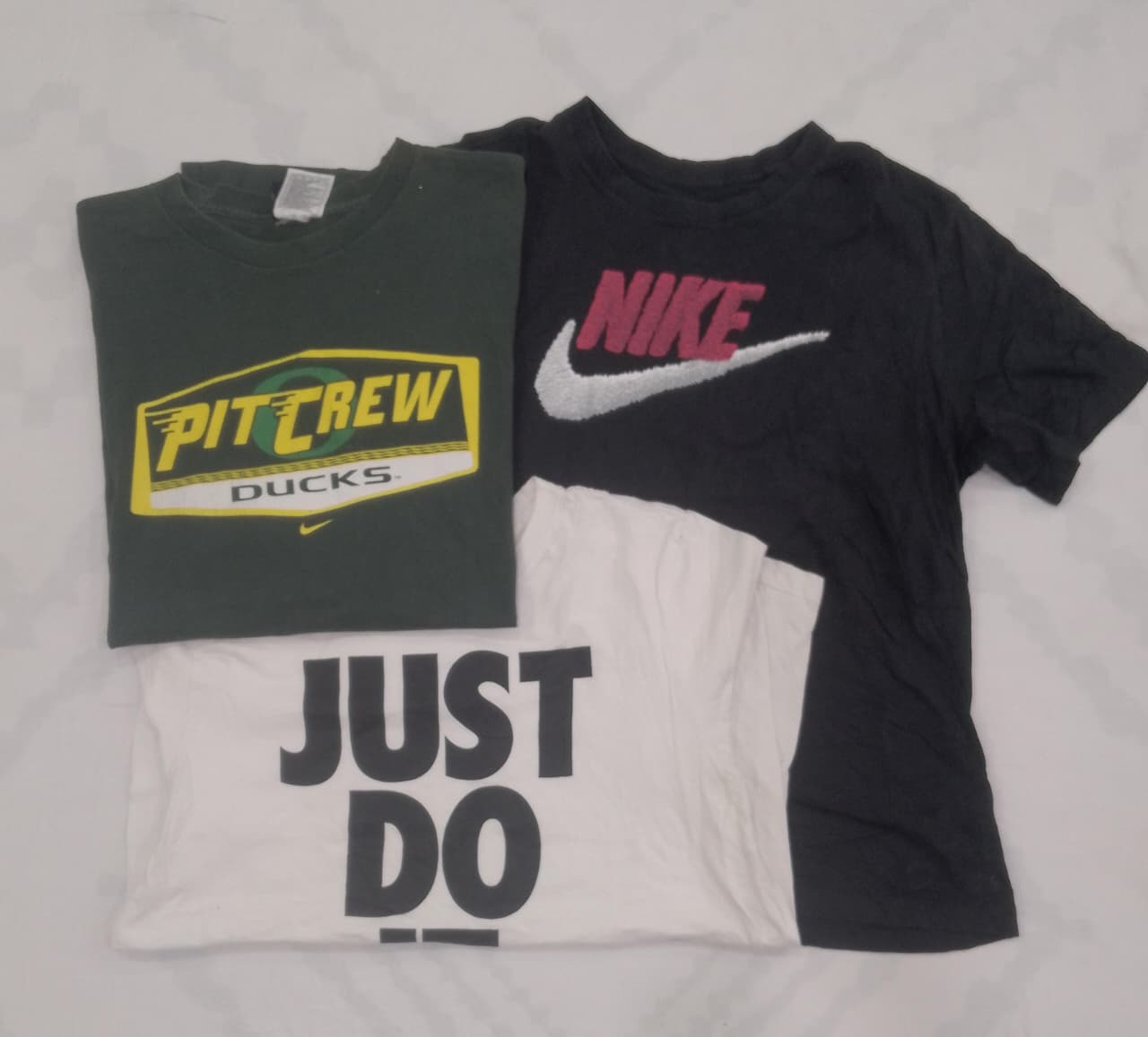 CRZ0414 Vintage Essential Nike T-Shirt