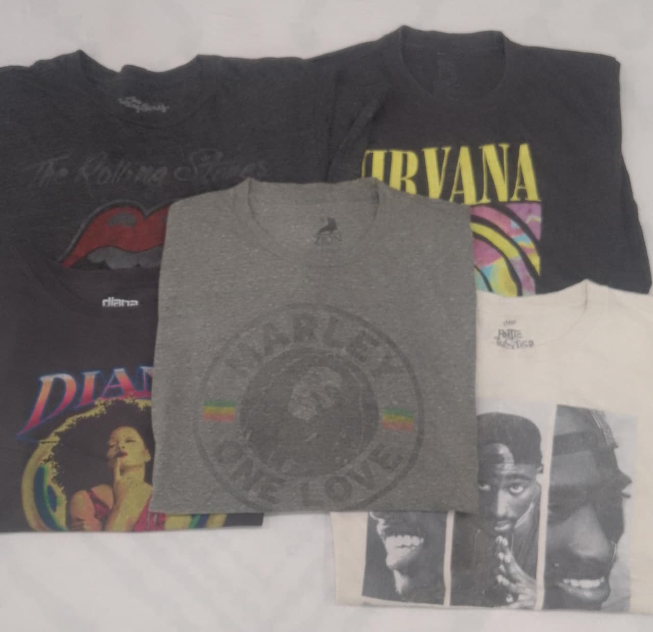 CRZ0432 Mixed Artist T-Shirts