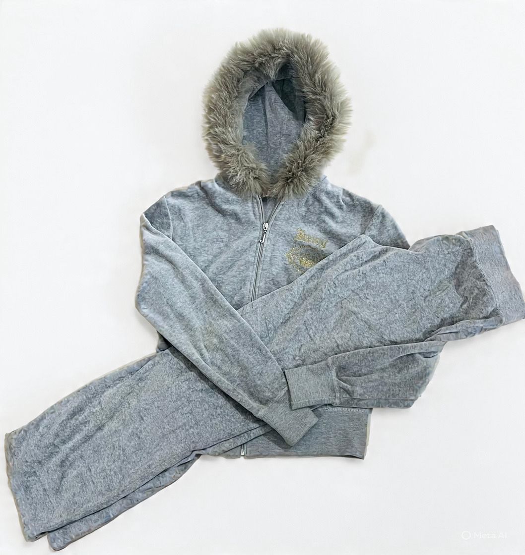 Juicy Couture Trainingsanzüge mit Fell