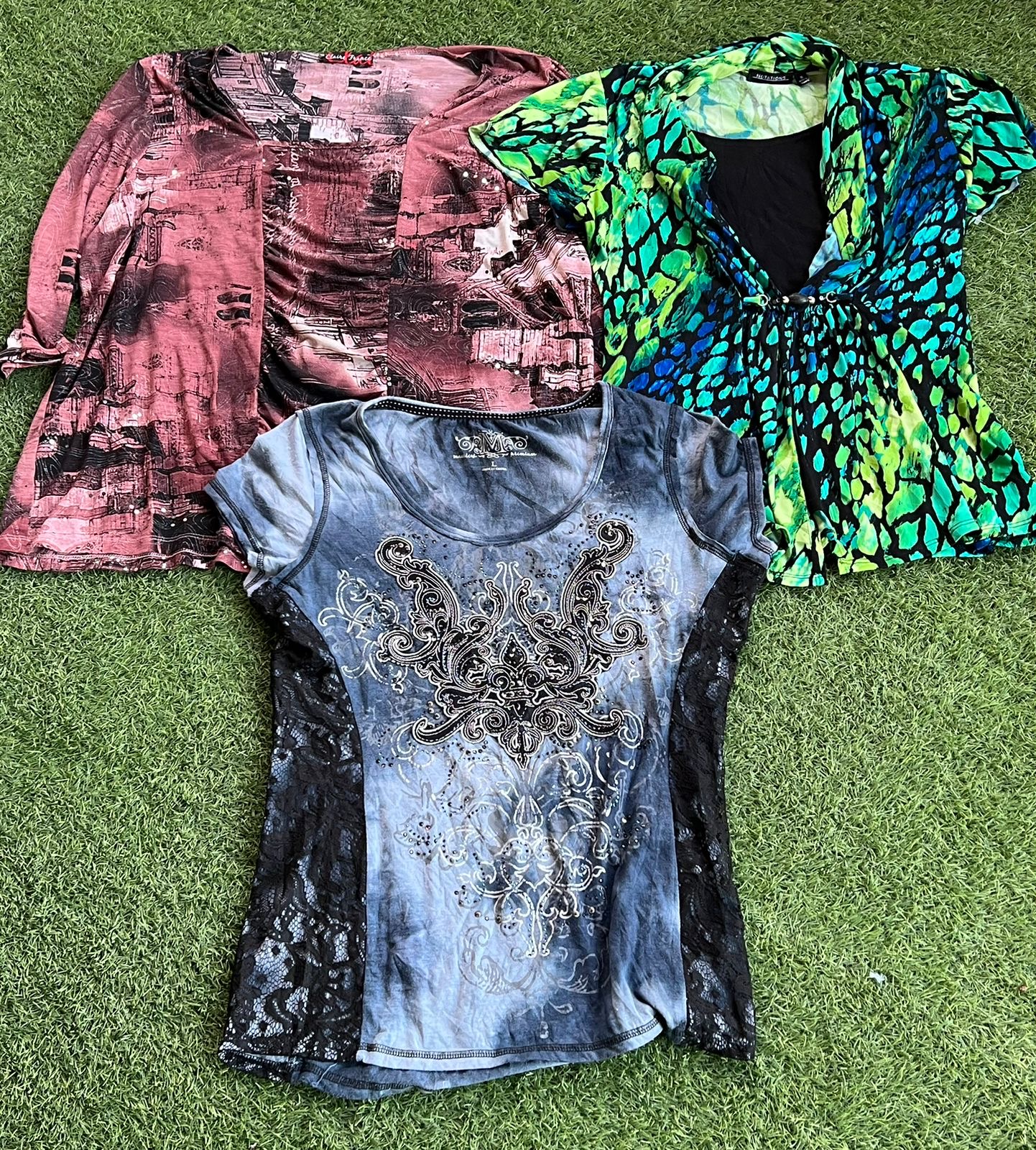Y2K blouse (2600)