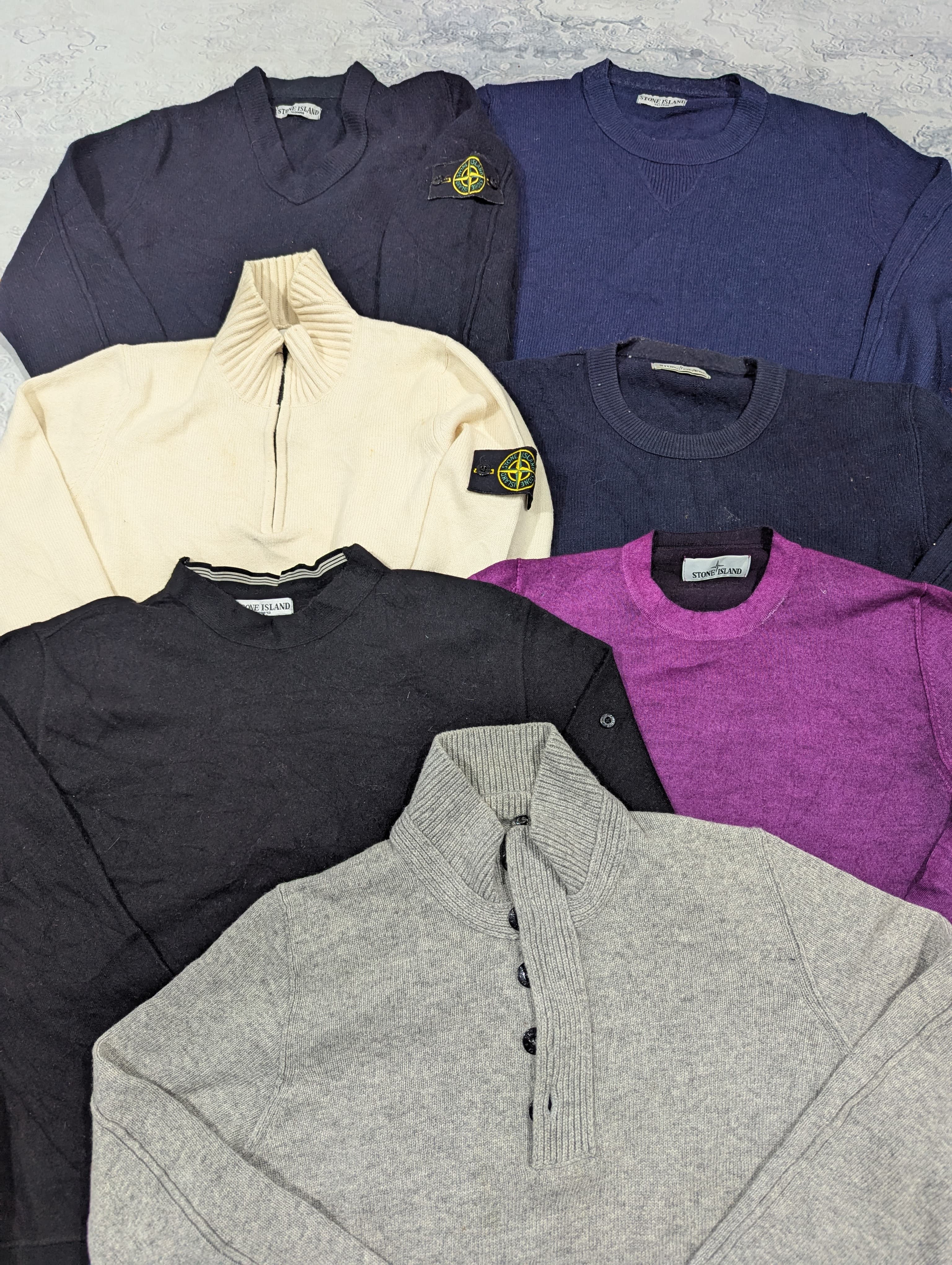 ストーンアイランドのセーター