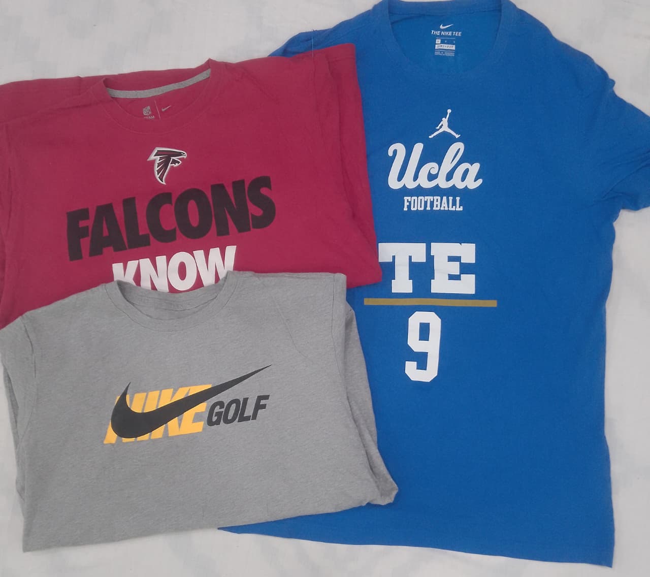 CRZ0477 Nike Essentials Sports T-Shirt Bundle