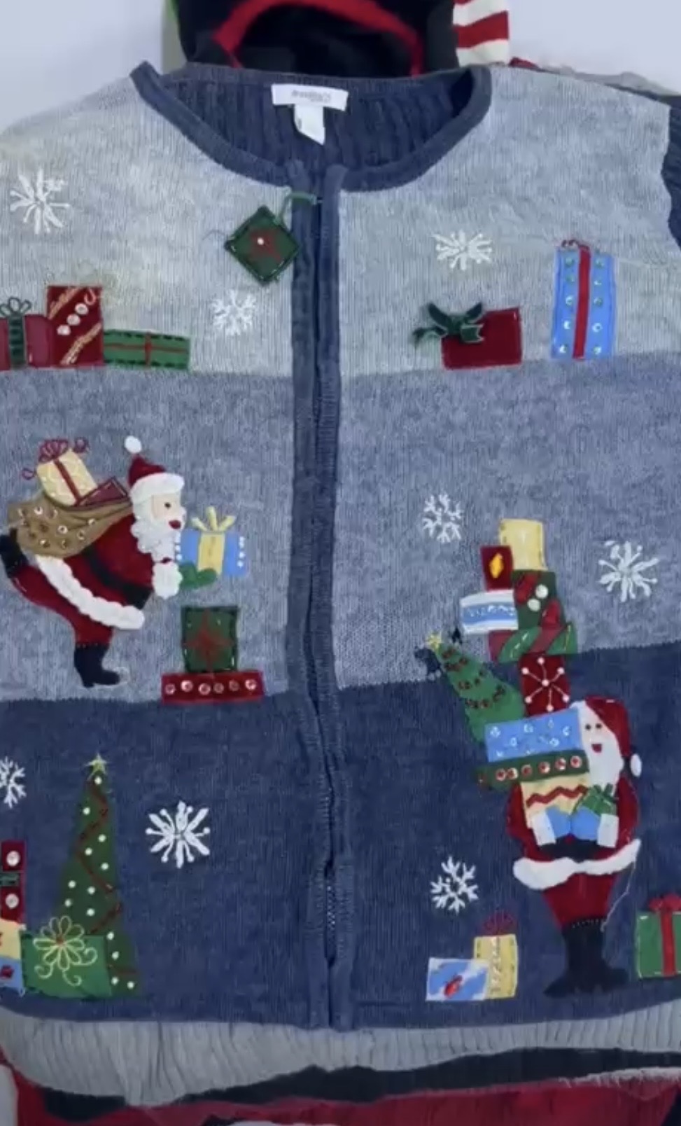  weihnachtliche Pullover