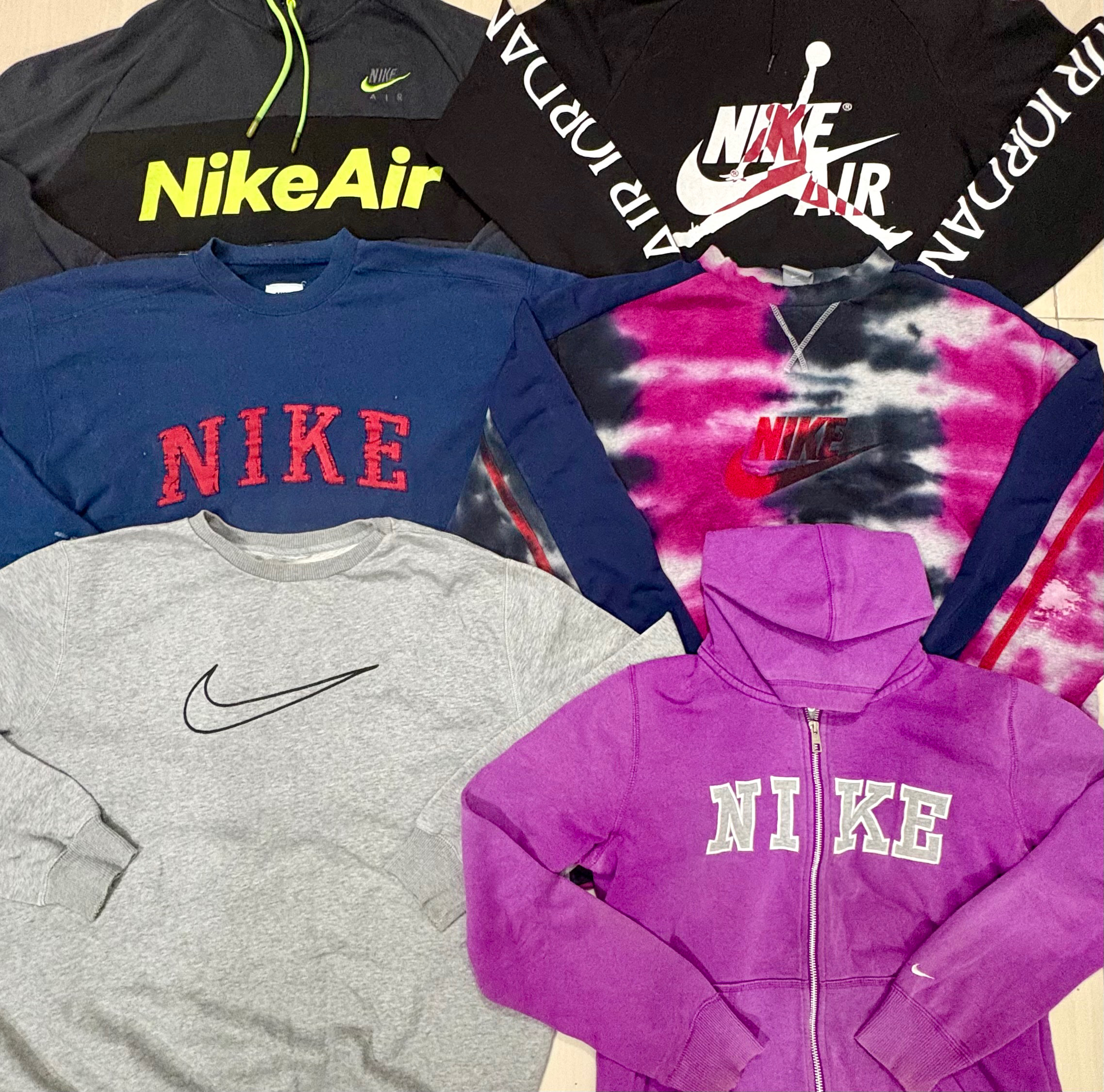 Nike Crew Neck e Hoodies