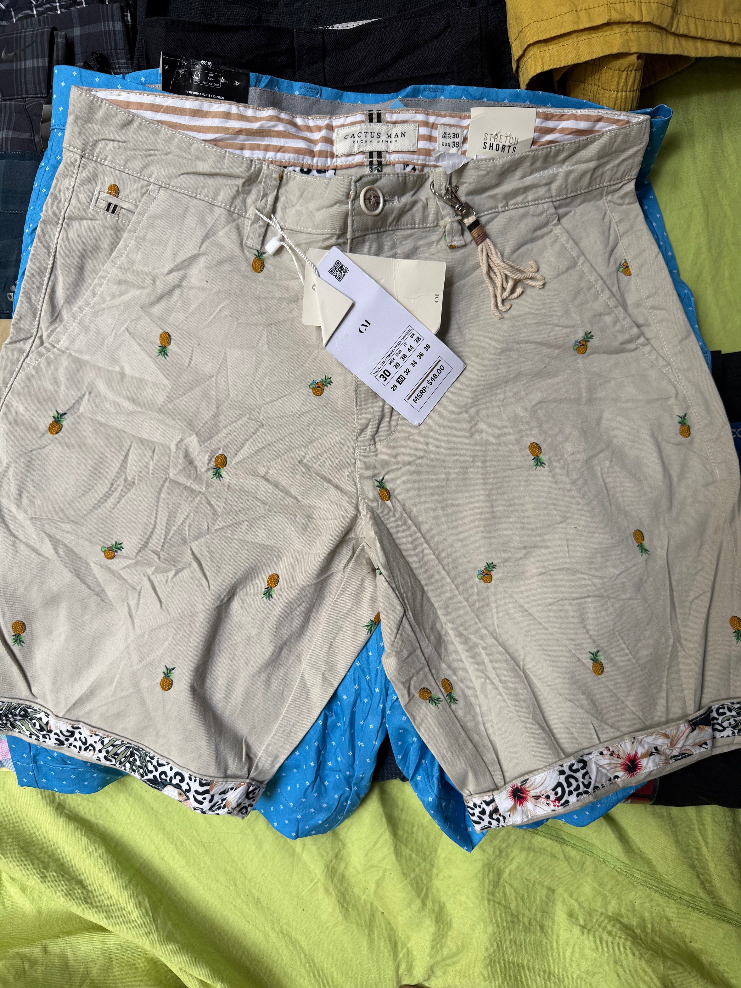 Men’s branded shorts 32 pieces