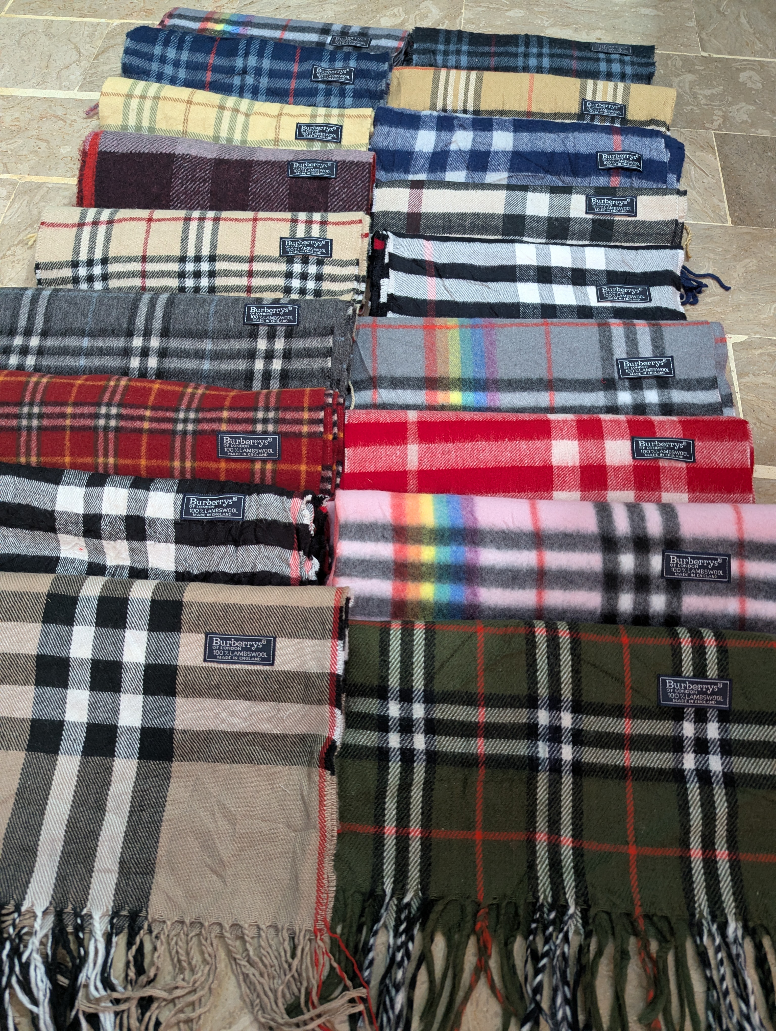 Burberry scarve