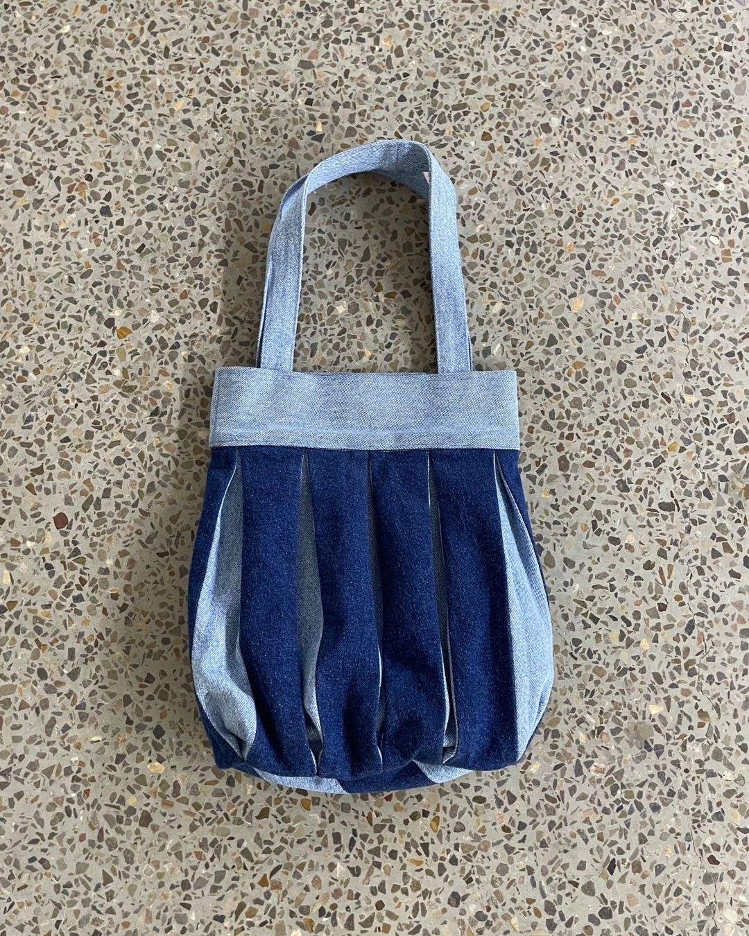 Upcycled gefaltet Denim Tasche