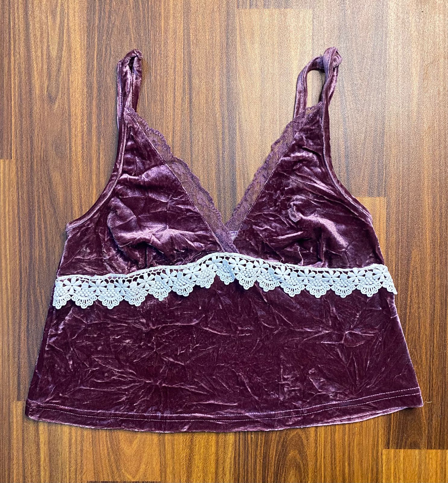 Liquadation stock velvet mixed top