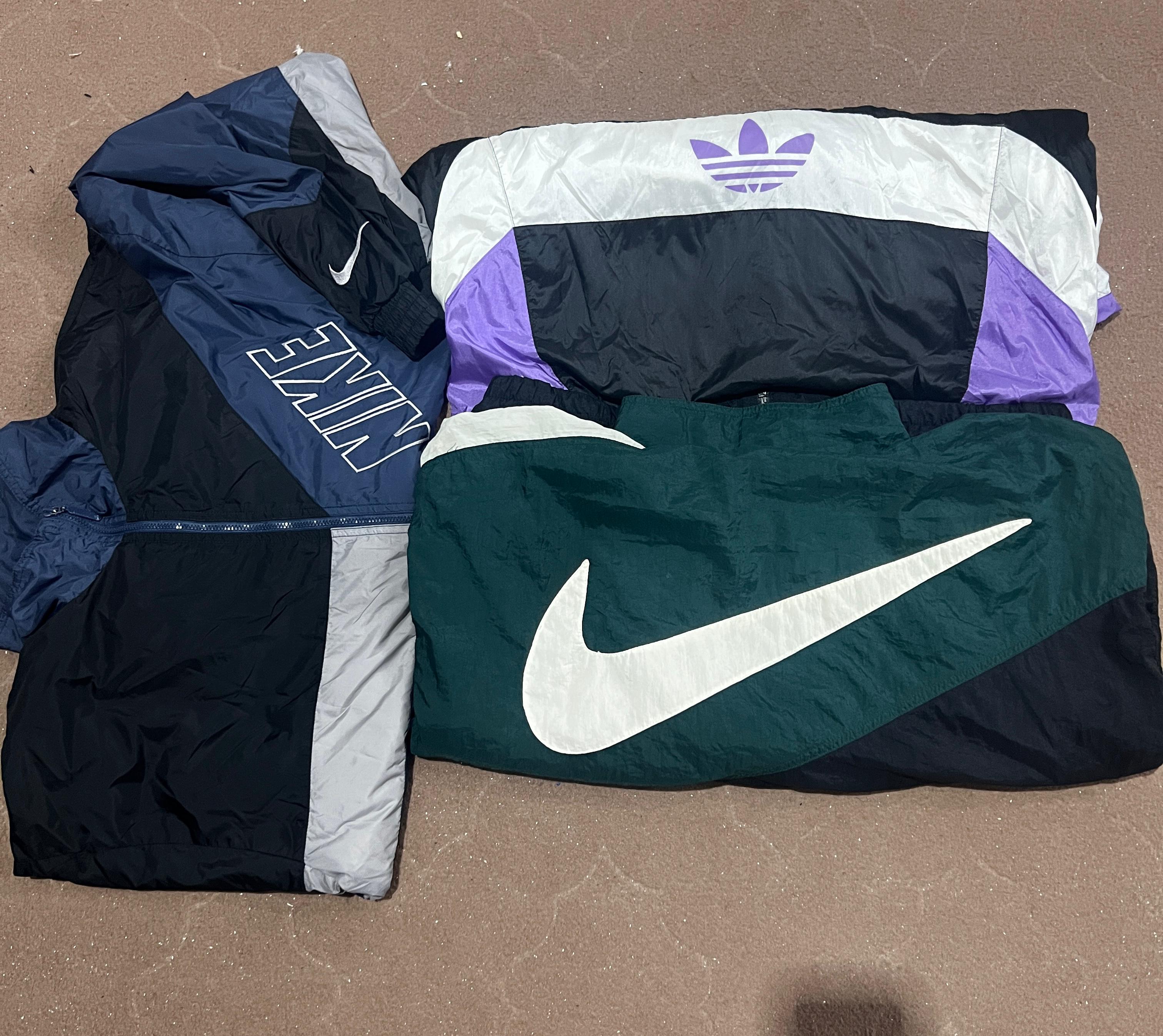 プレミアムビンテージウィンドブレーカー