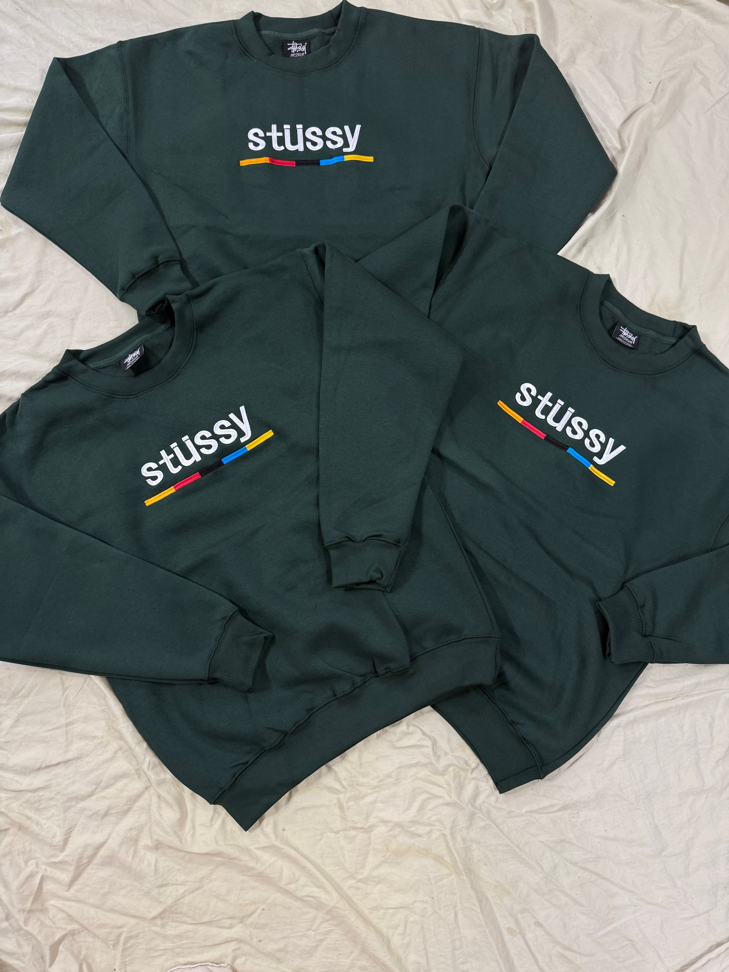 Moletins estilo Rework da Stüssy