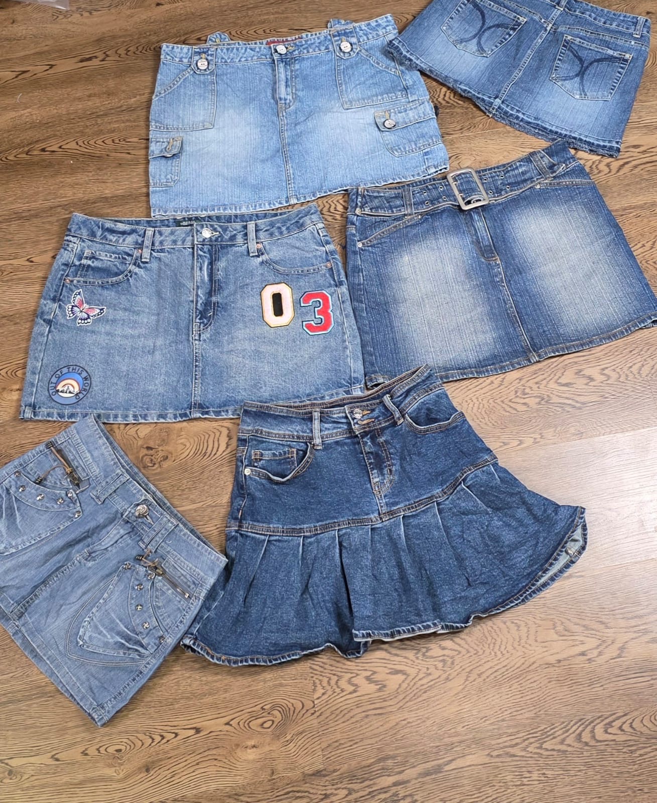 Y2K Mini Skirts (15)