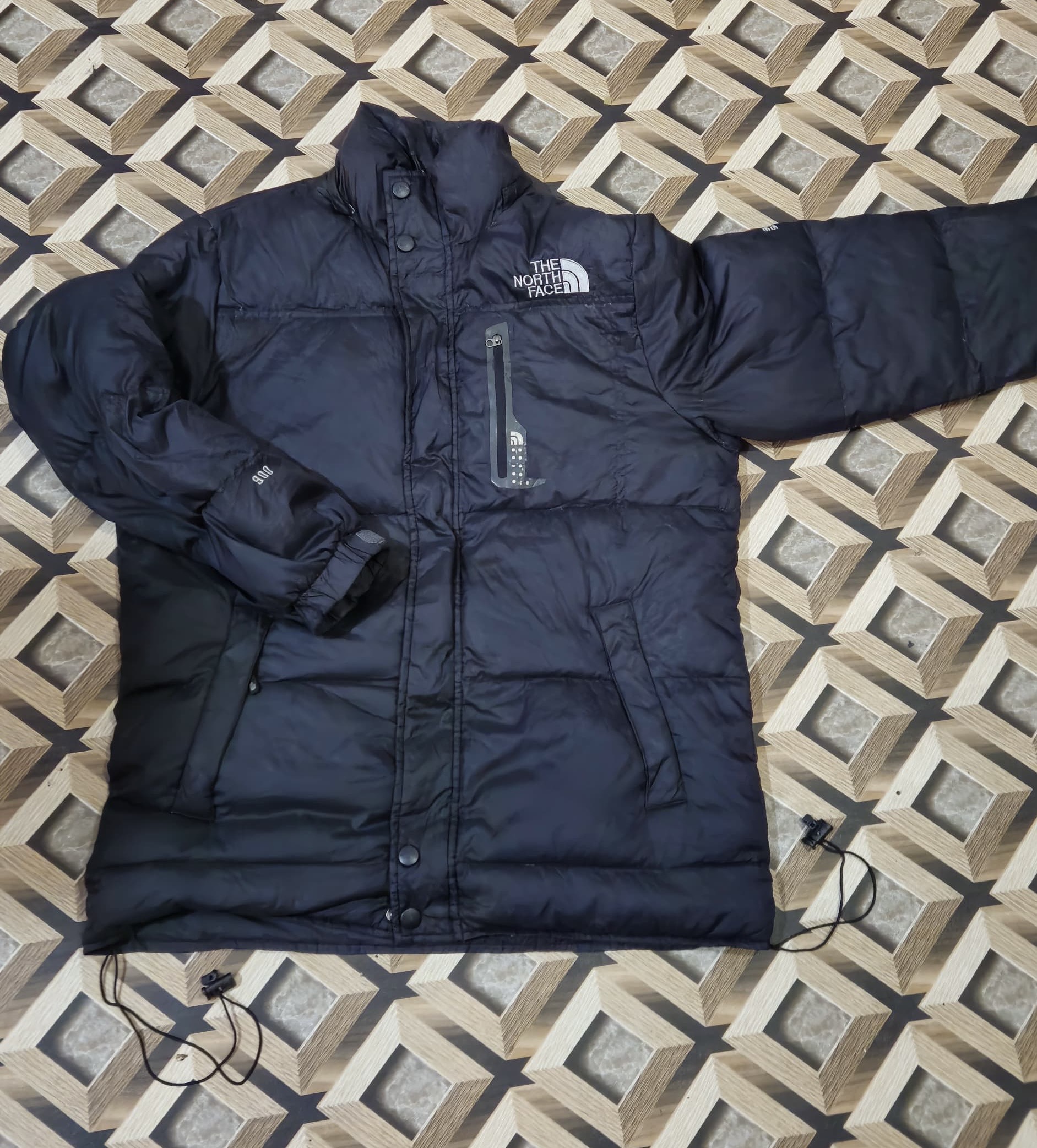 TNF Puffer 900