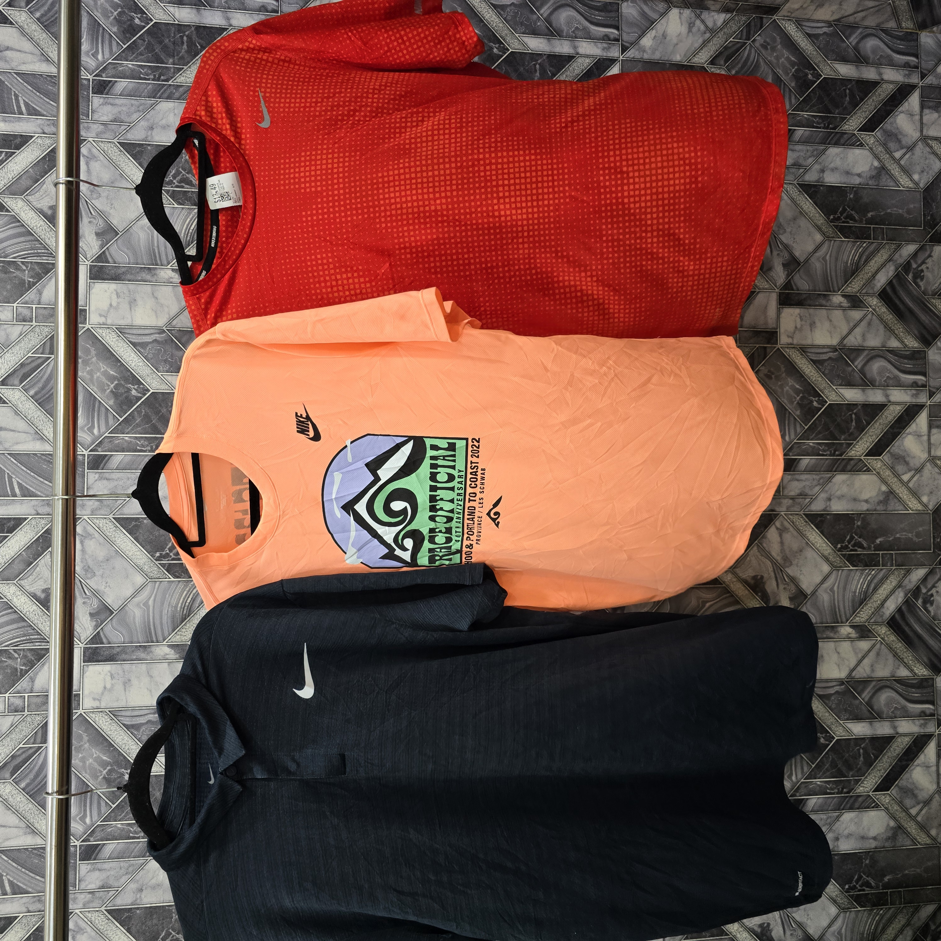 AV-0196 Nike T-Shirts