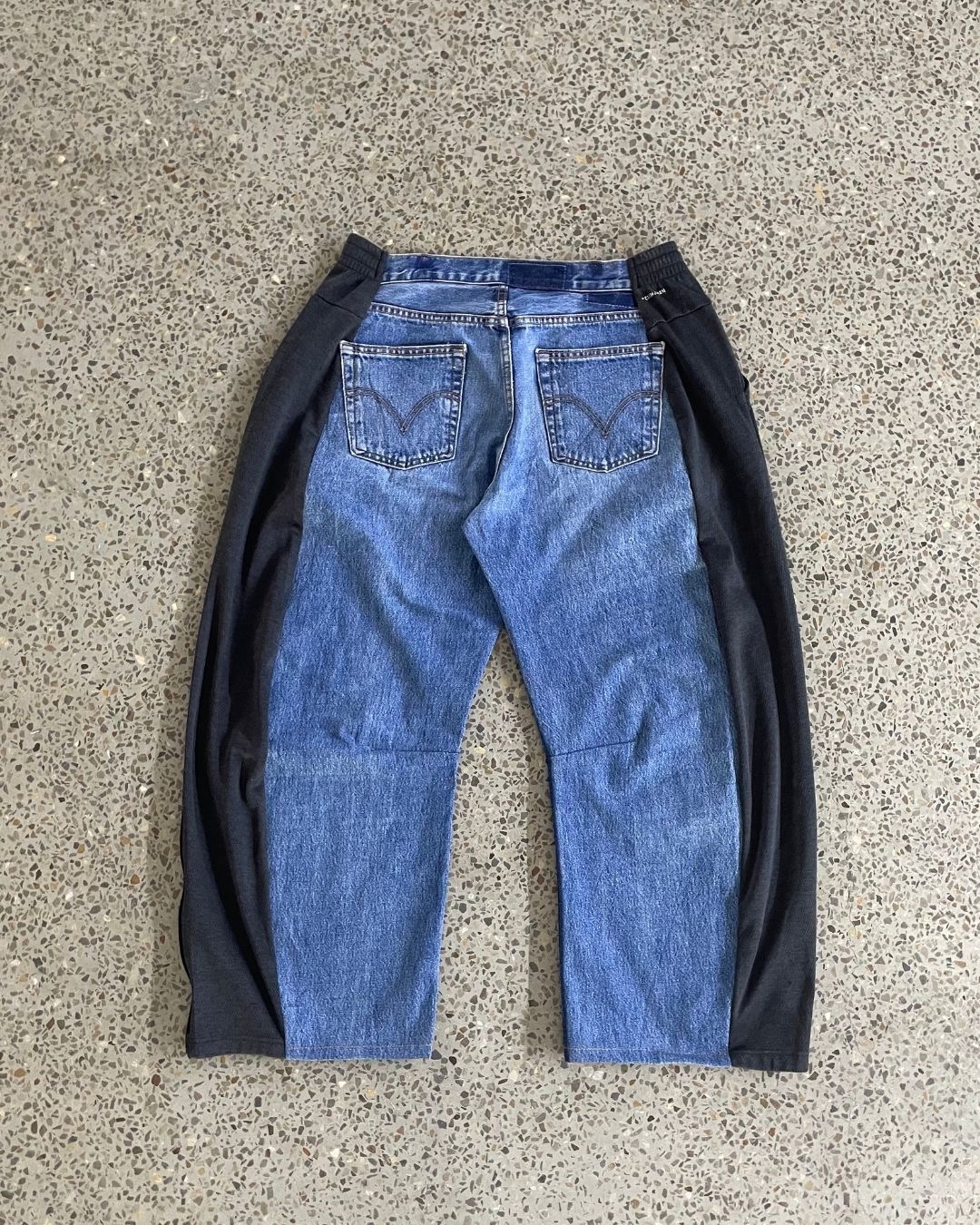 Calças de Moletom em Denim Reciclado