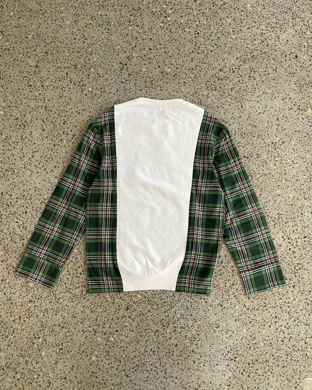 Suéter de Gola Redonda com Painel Xadrez Reciclado