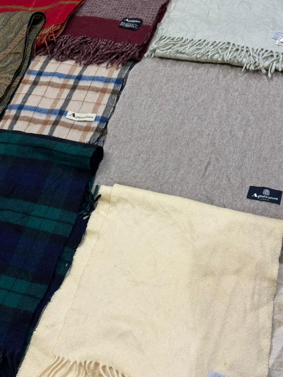 Aquascutum Scarve