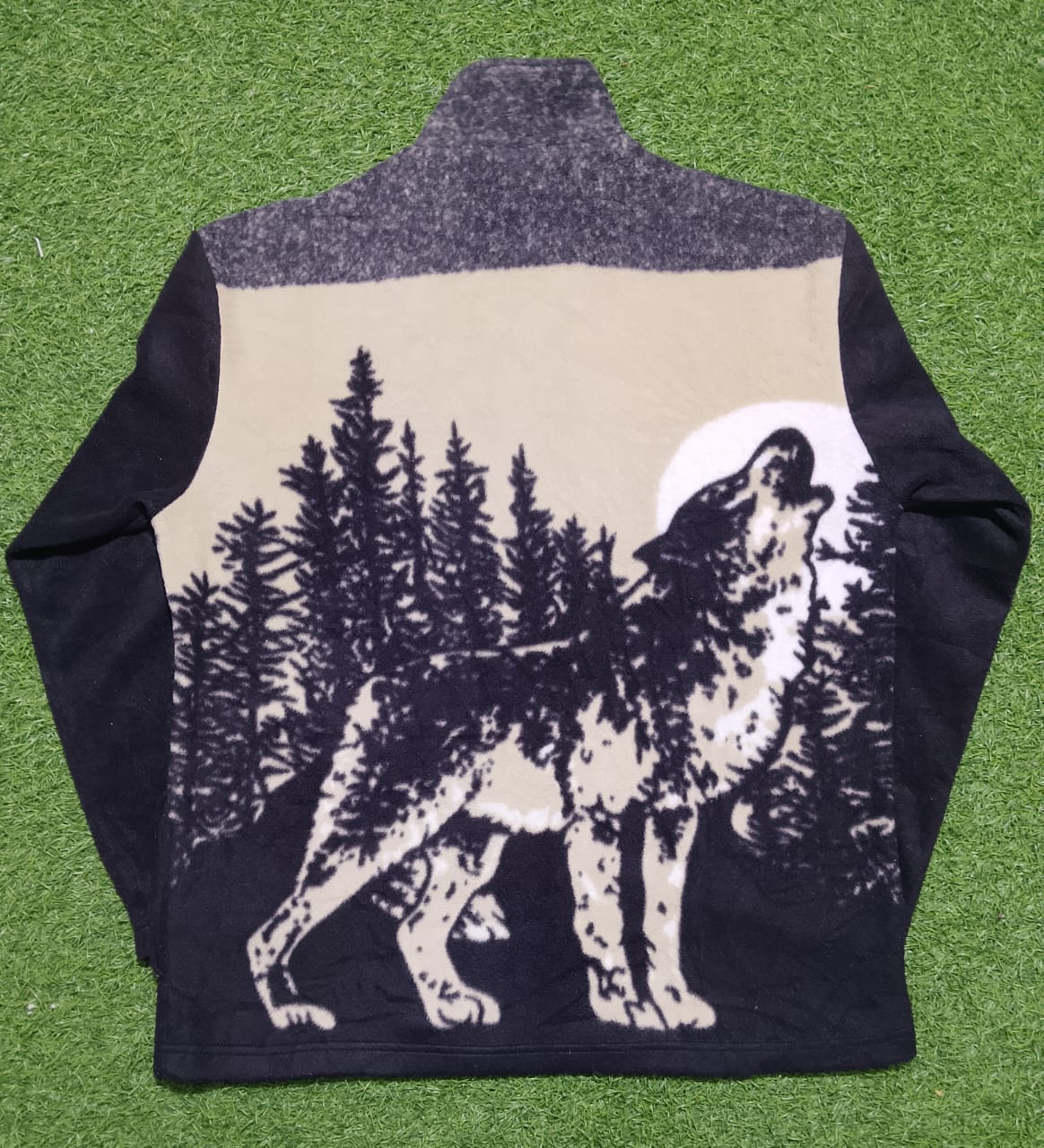 Chaquetas de forro polar impresas de Wolf