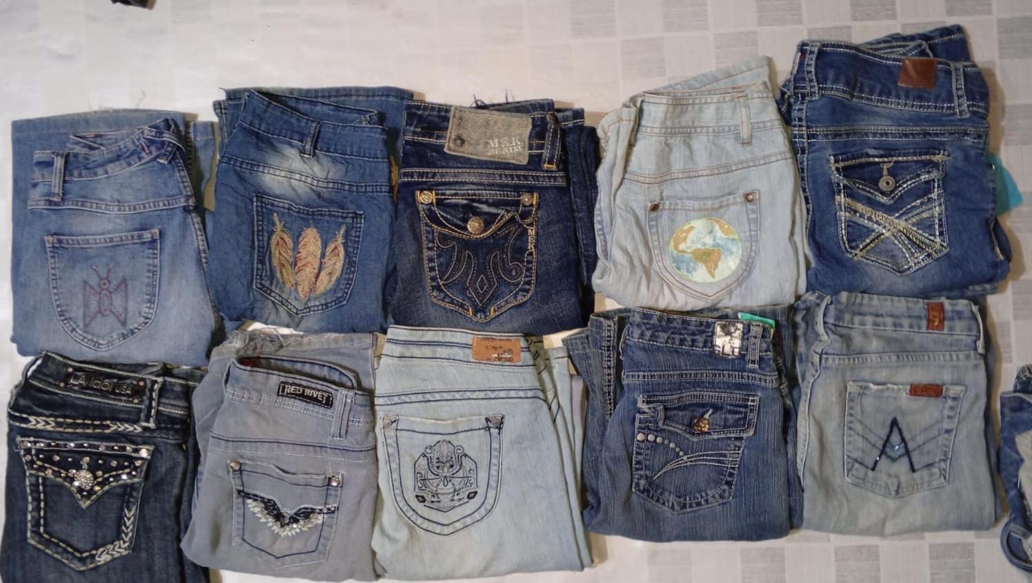 LA IDOL USA WALLFLOWER AND OTHER BRAND JEANS (ID 568)