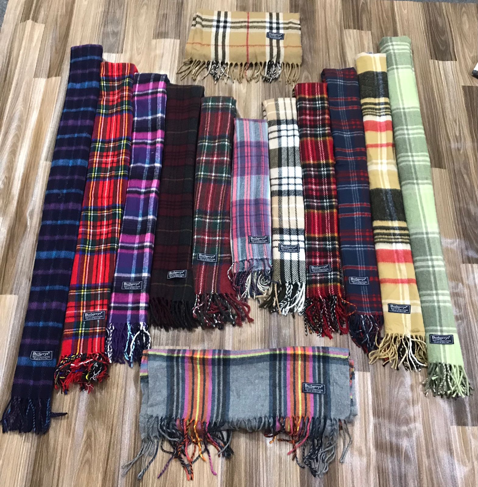 Klassische Premium Burberry Schals