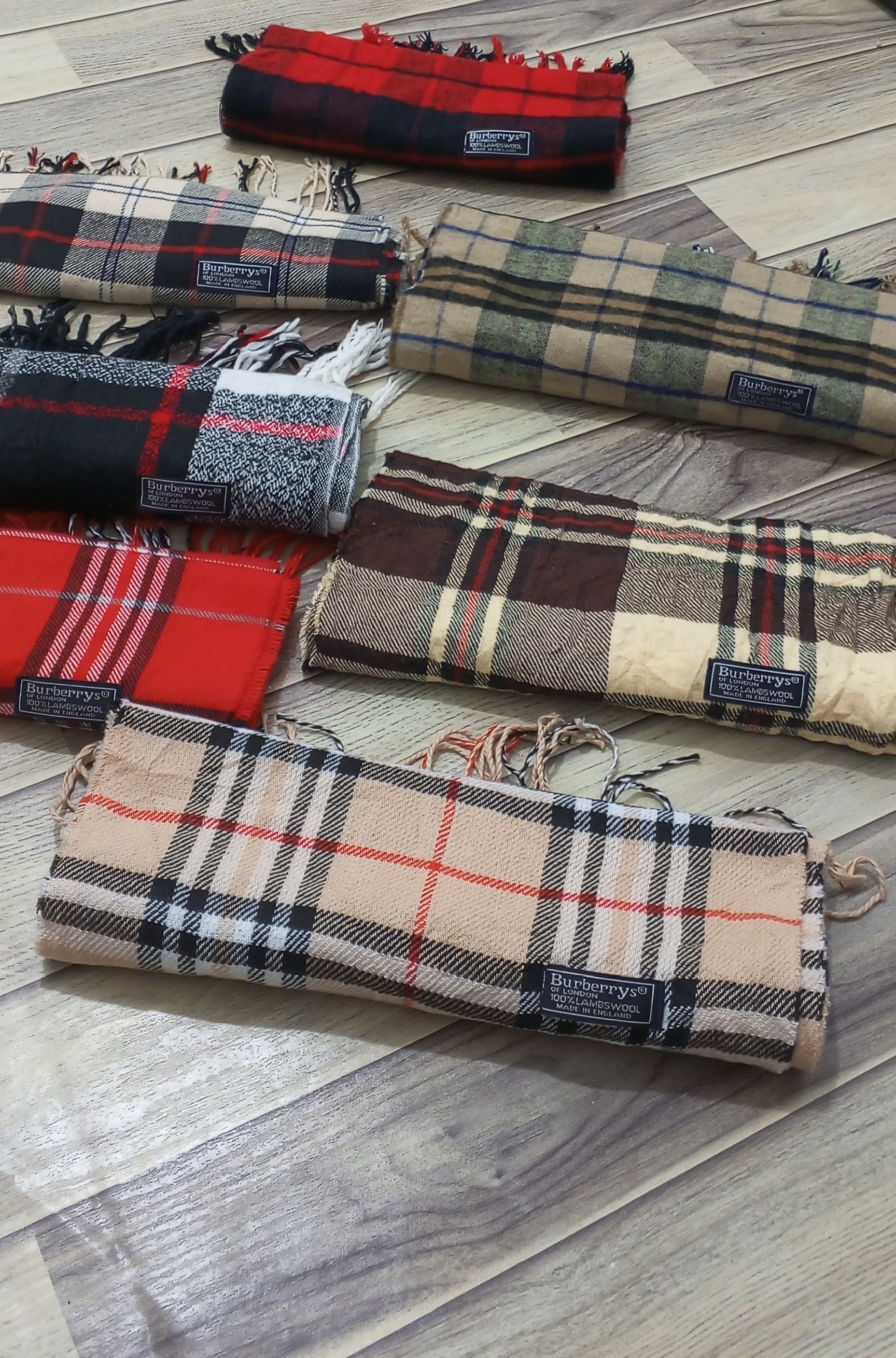 Burberry scarve