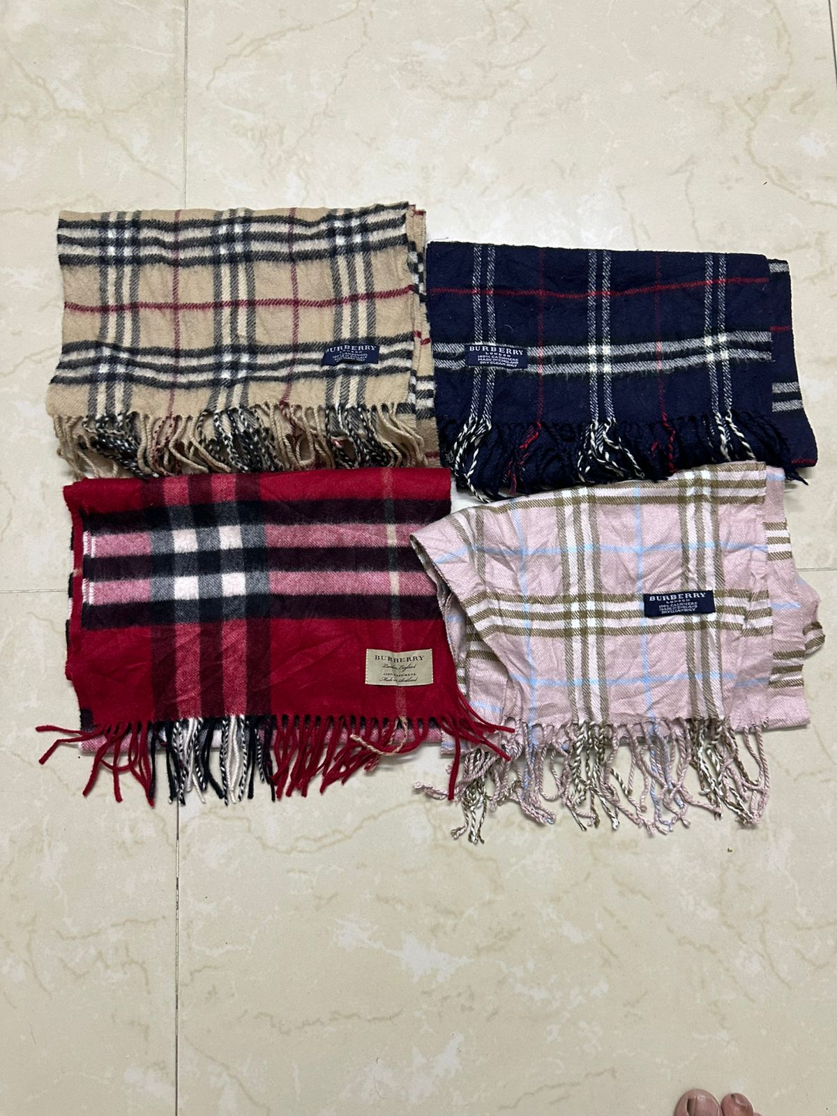 Foulard Burberry 🧣