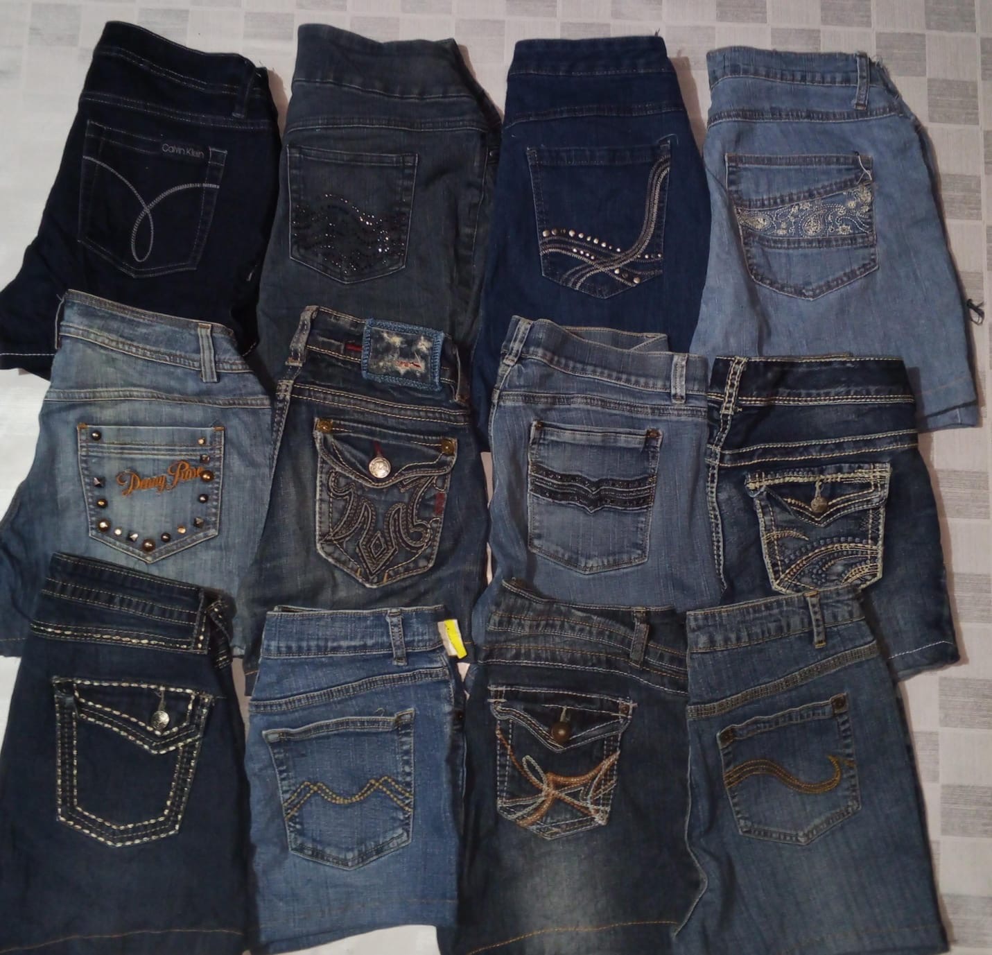 MUDD AND OTHER MIX BRANDS MINI SHORTS (ID 1228)