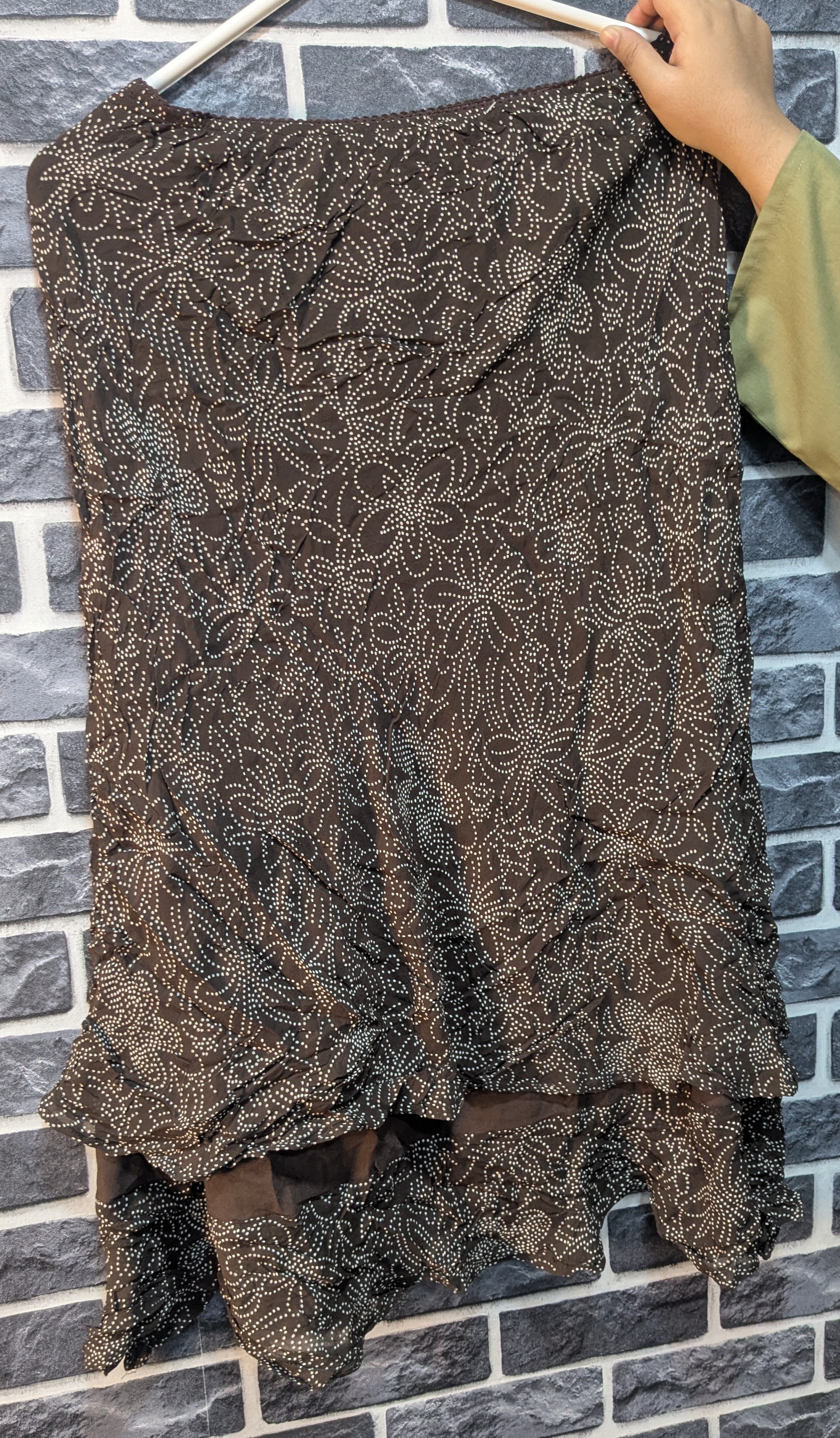 674 - Aura Mood Mood Poly Skirts