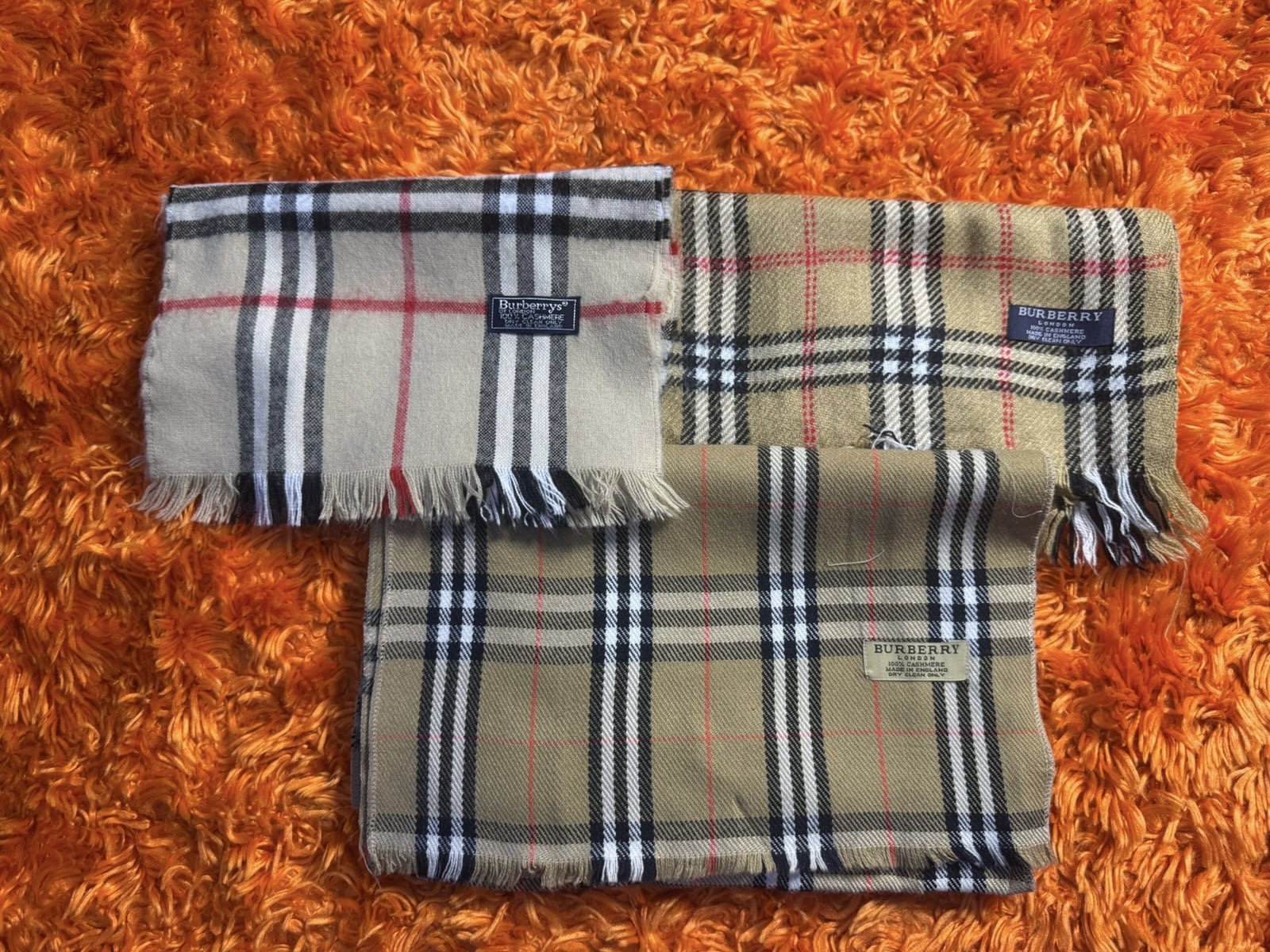 Apenas lenços na cor bege