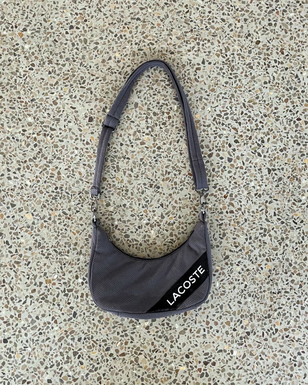 Nome: Bolsa de Ombro Lacoste Reciclada