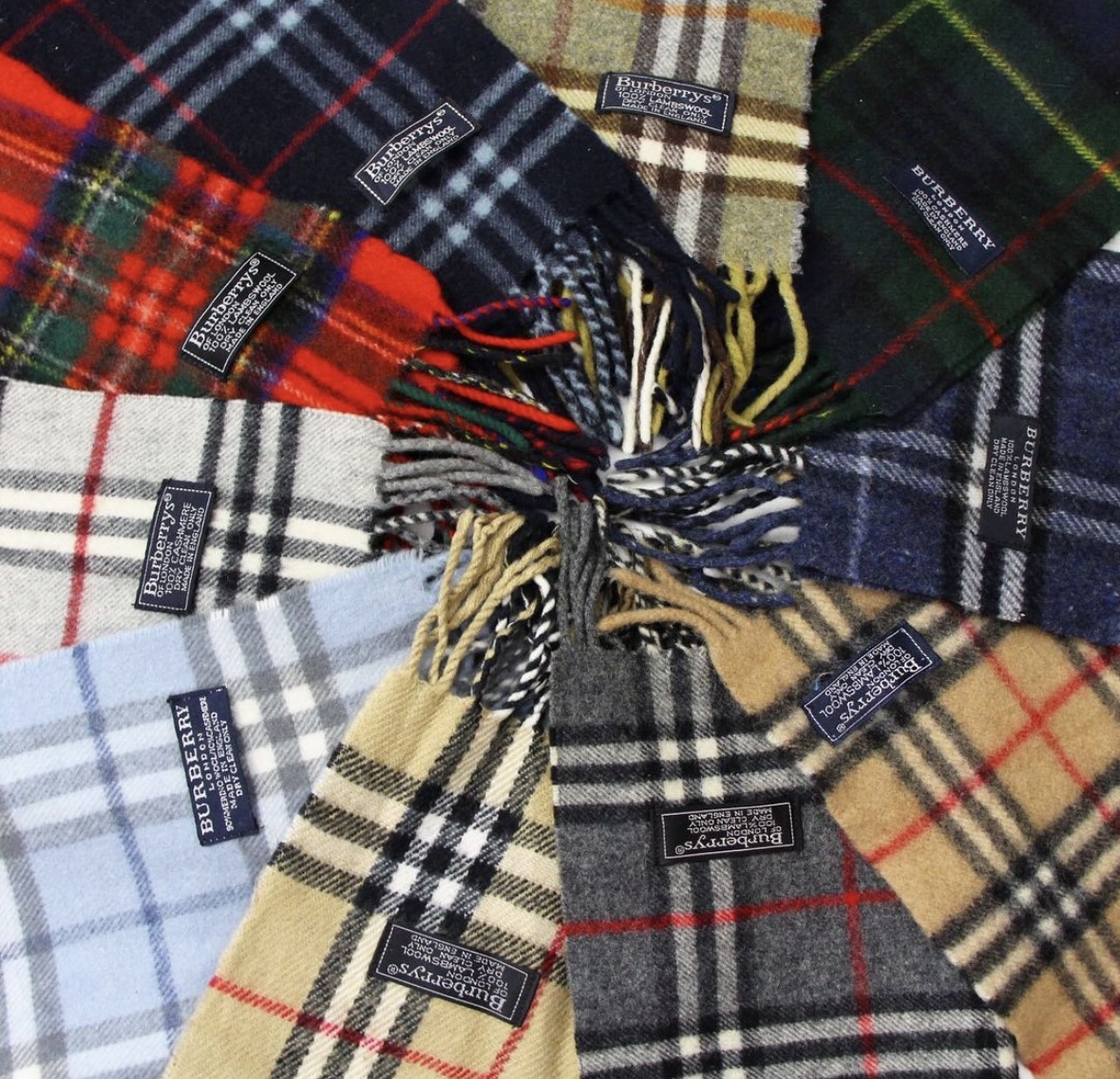 Burberry scarve