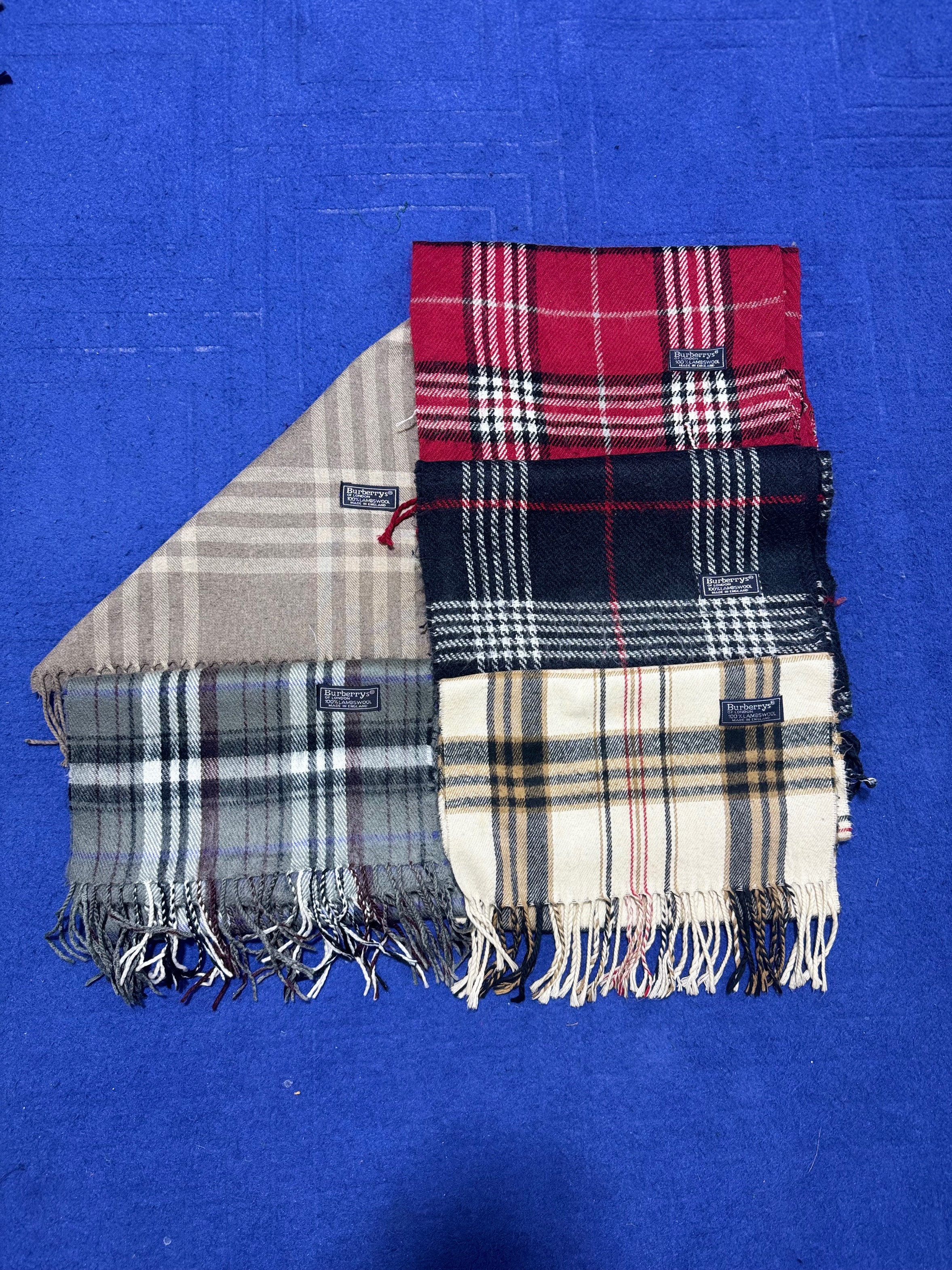 Branded Burberry  Scarves (Ks17)