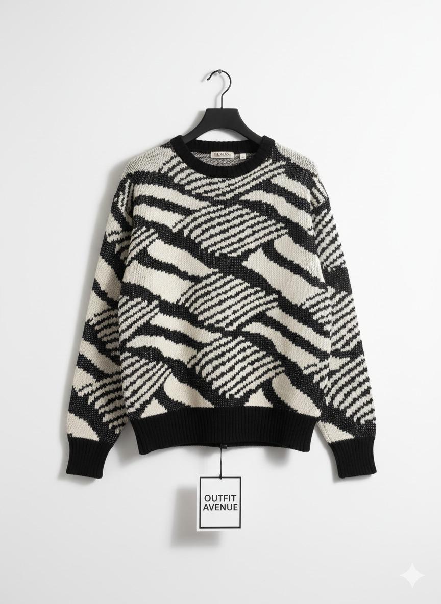 Unbedeckter Pullover