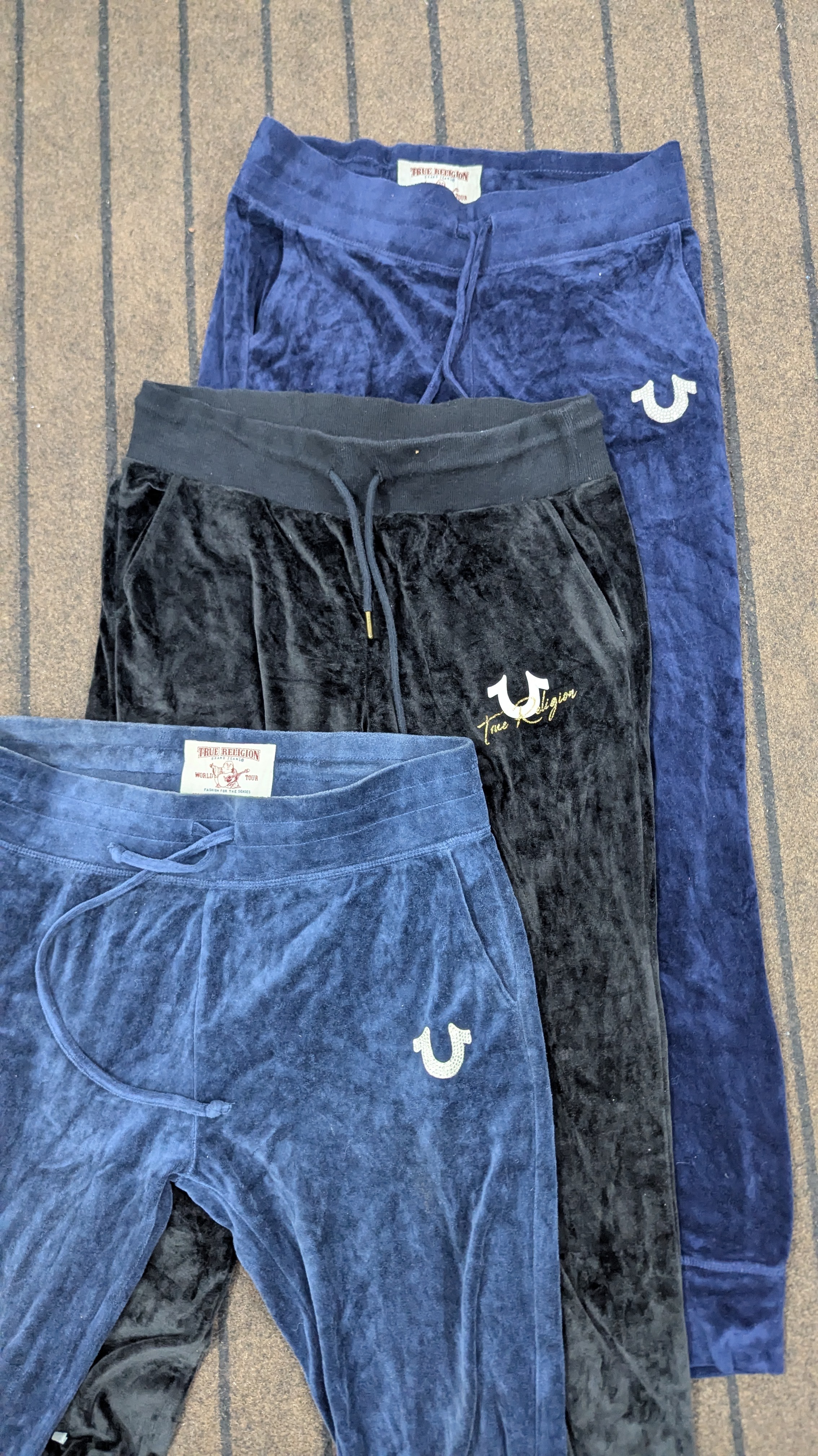 SD 247 - MIX BRAND PANTS AND SWEATPANTS